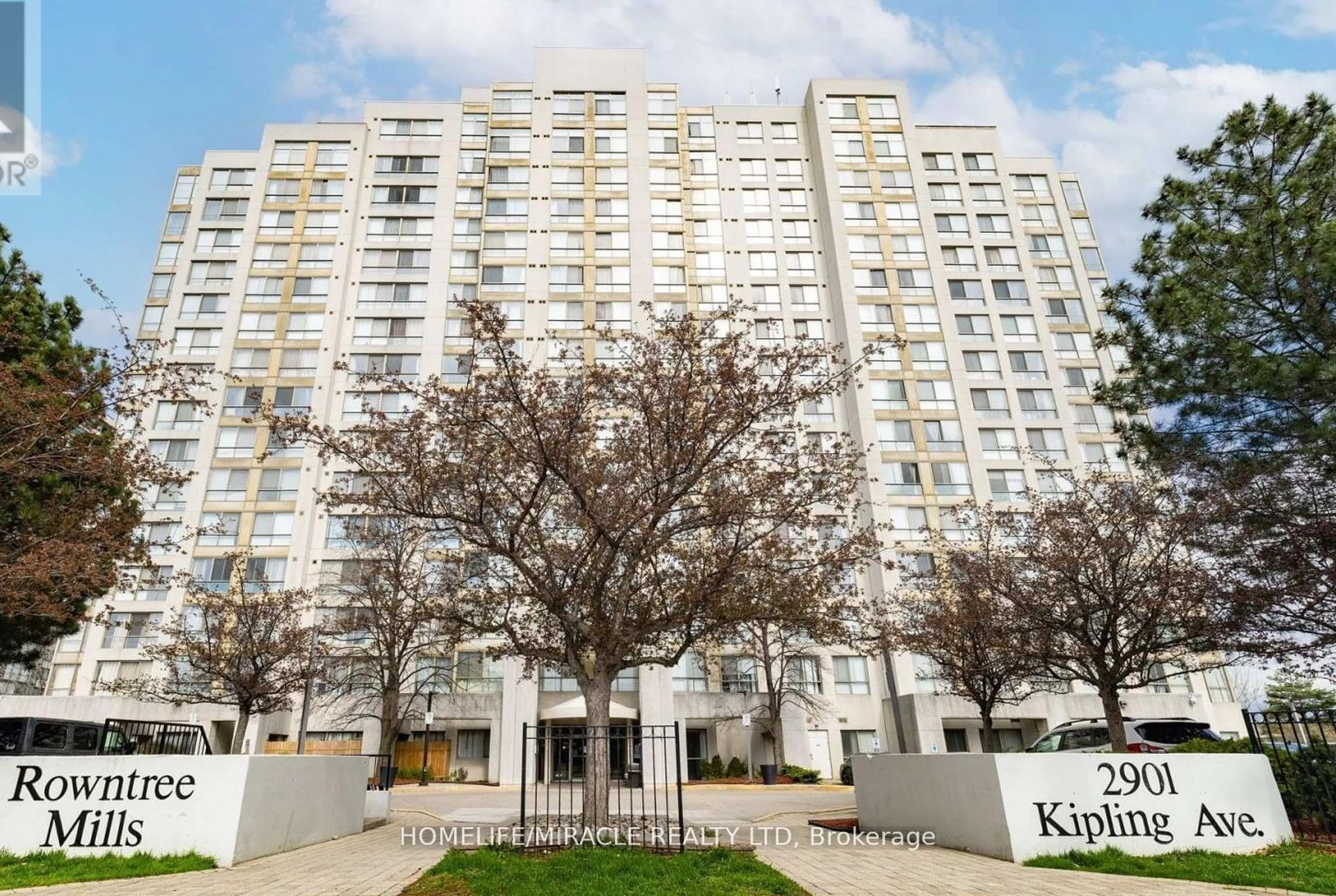 A pic from exterior of the house or condo for 2901 Kipling Ave #1204, Toronto Ontario M9V 5E5