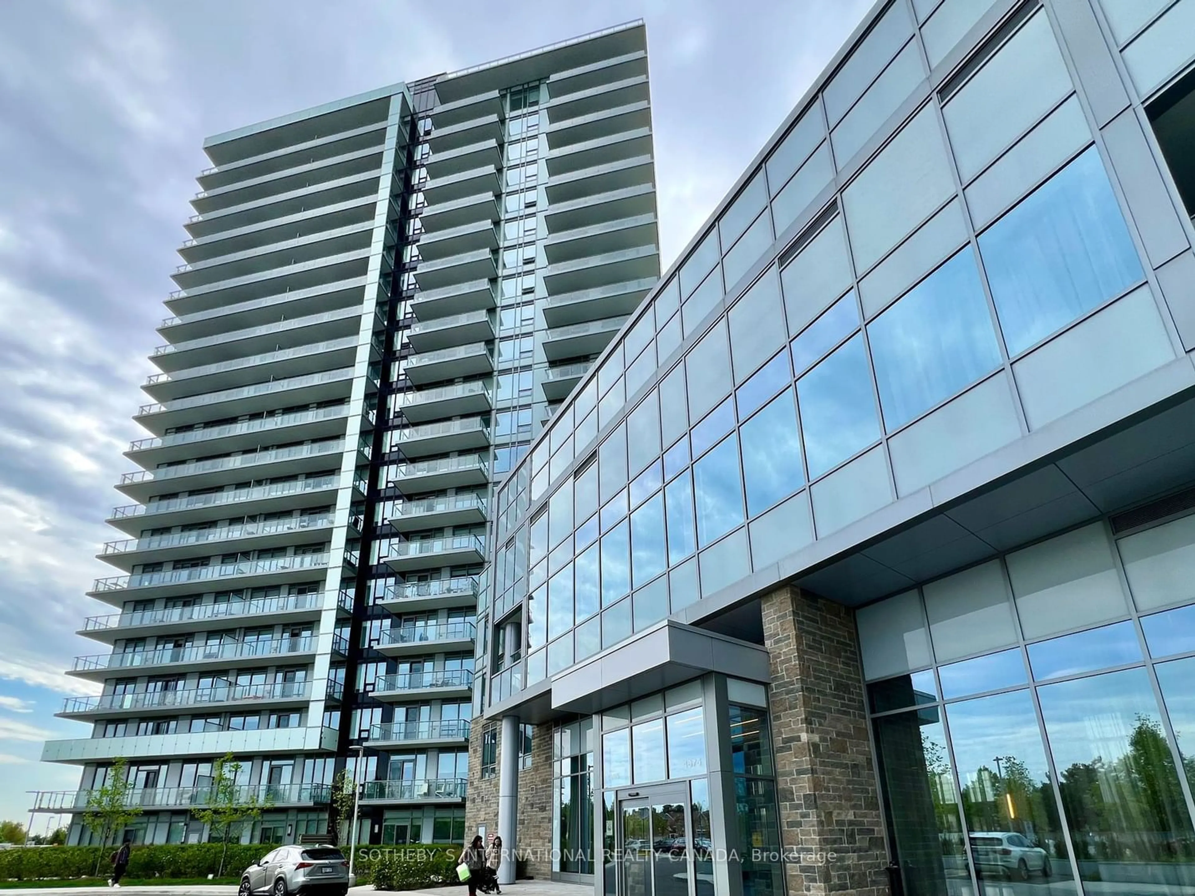 A pic from exterior of the house or condo for 4655 Metcalfe Ave #803B, Mississauga Ontario L5M 0Z7
