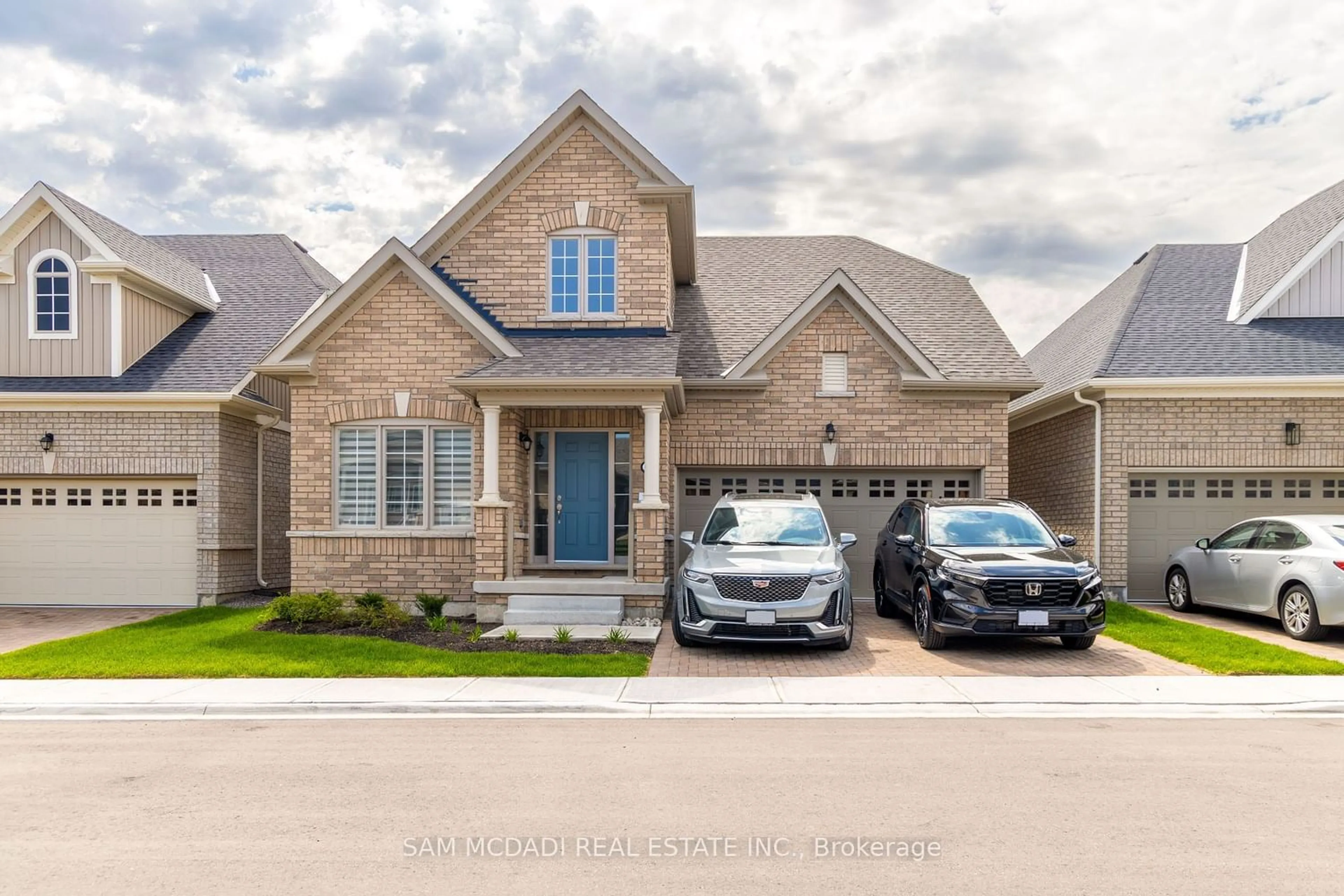 Home with brick exterior material for 4 Clermiston Cres, Brampton Ontario L6R 3W9