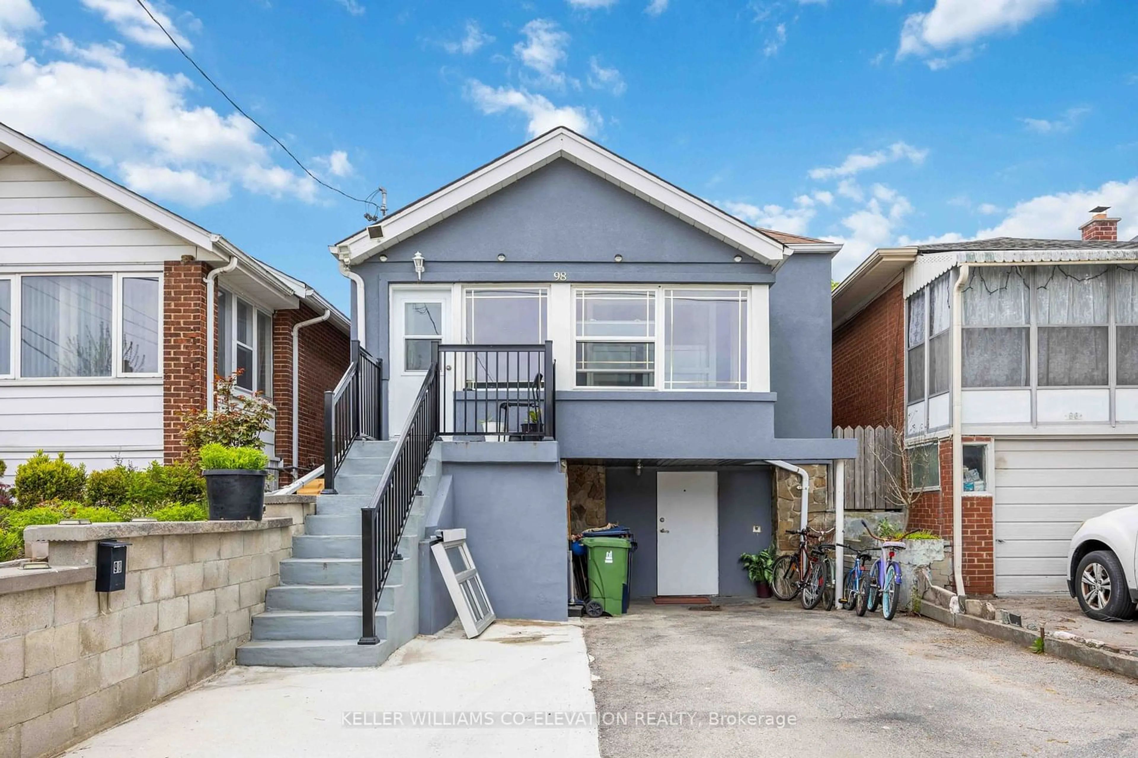 Frontside or backside of a home for 98 Heman St, Toronto Ontario M8V 1X5