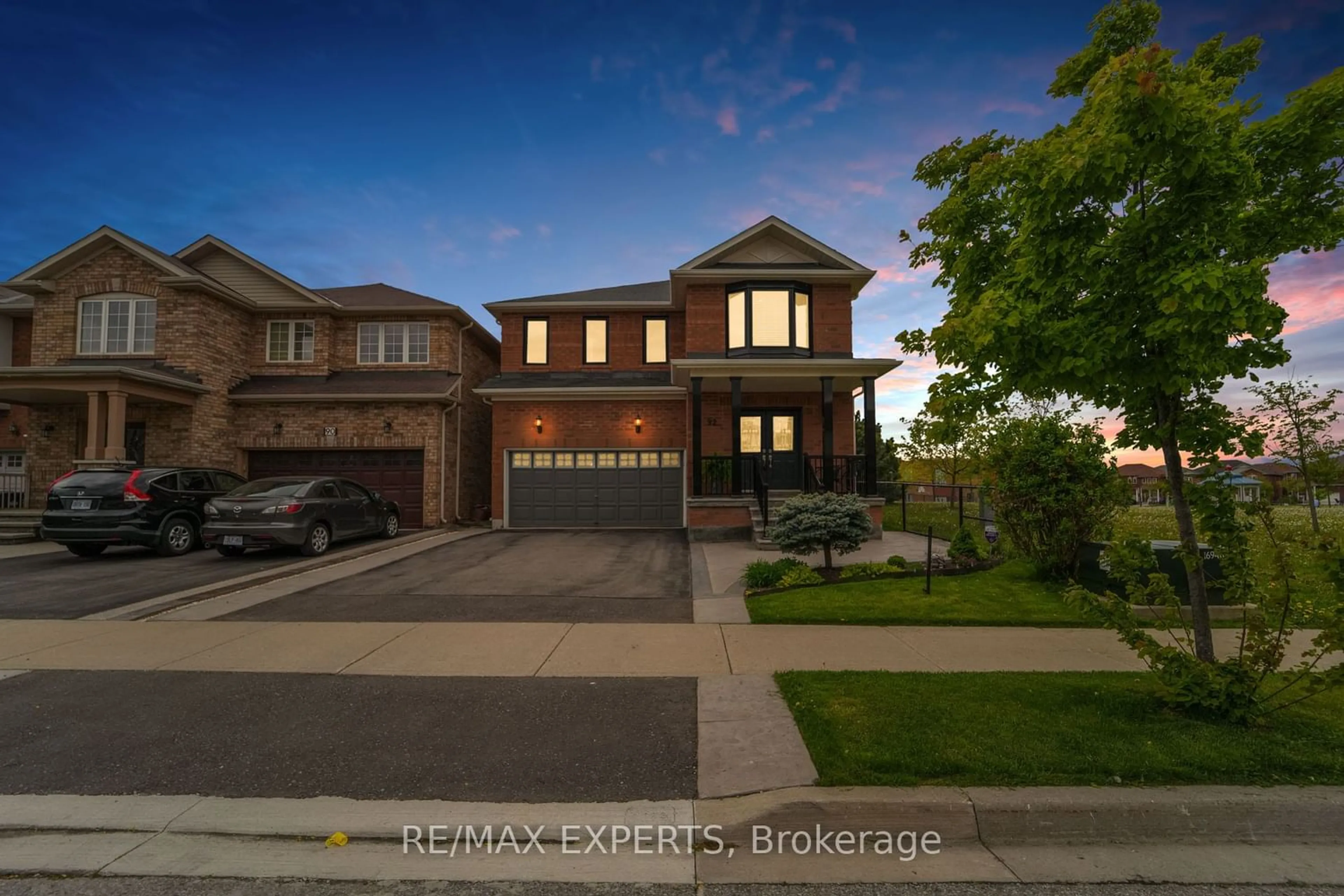 Frontside or backside of a home for 92 Stillman Dr, Brampton Ontario L6X 0T1