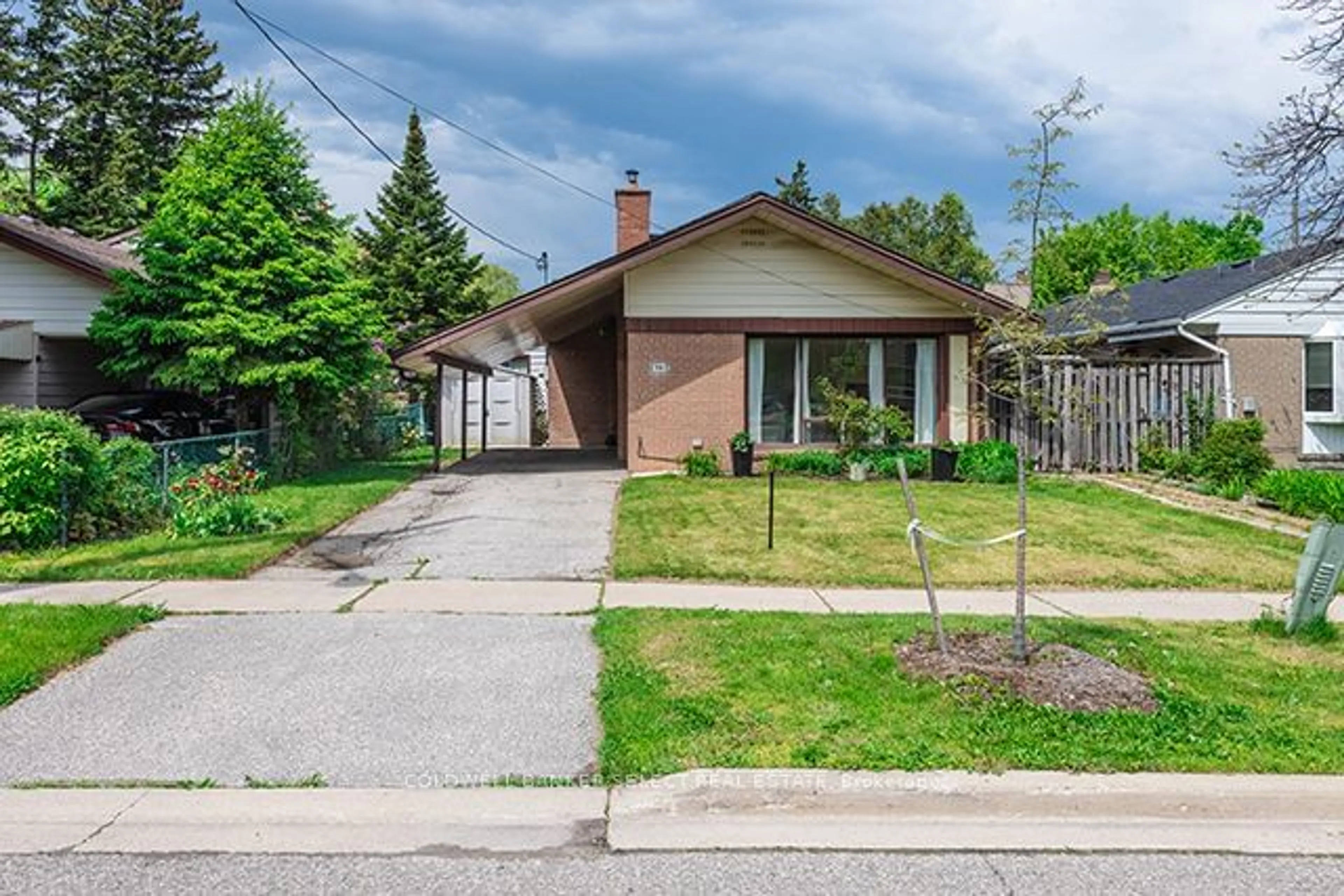 Frontside or backside of a home for 10 Orford Pl, Toronto Ontario M9W 4B1