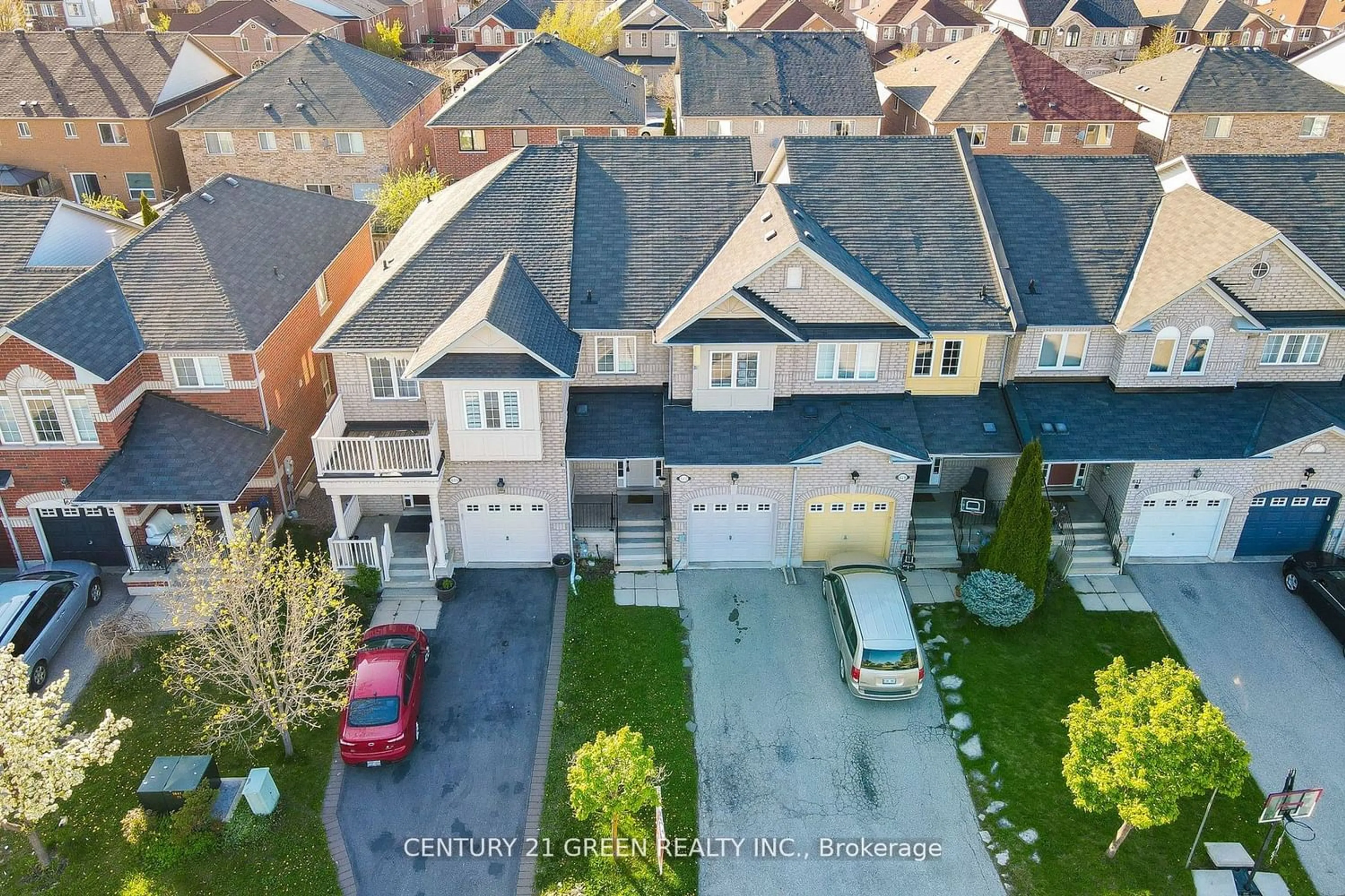 Frontside or backside of a home for 607 Willmott Cres, Milton Ontario L9T 6E9