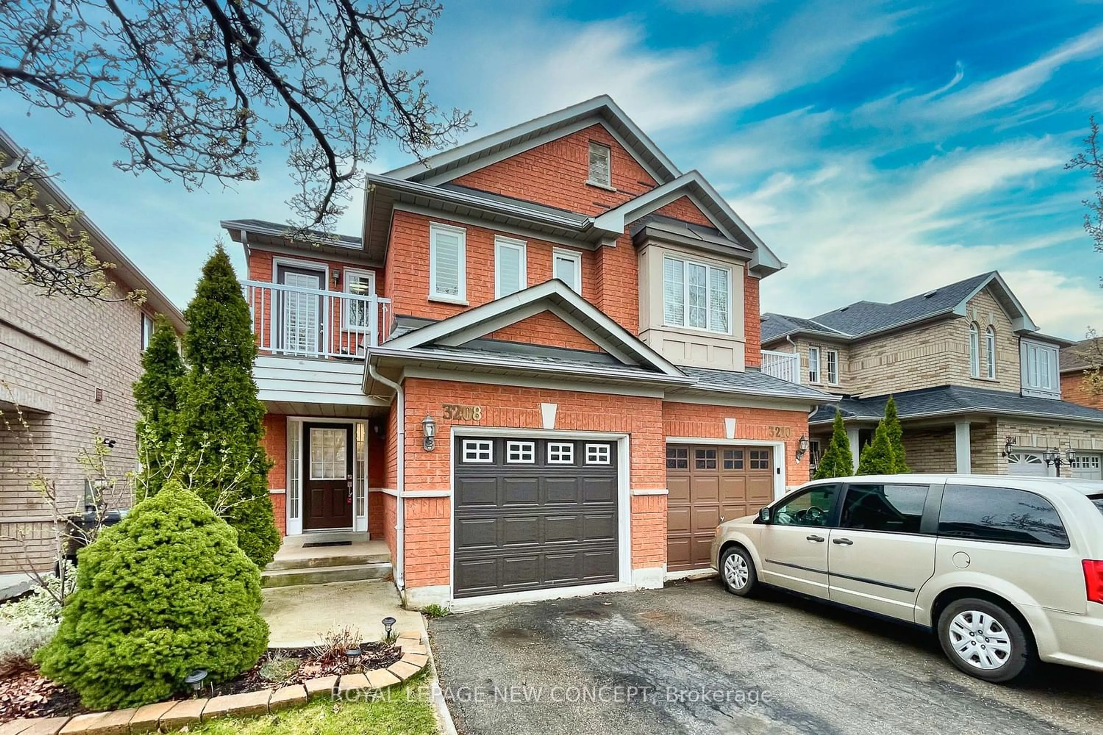 A pic from exterior of the house or condo for 3208 Carabella Way, Mississauga Ontario L5M 6S6