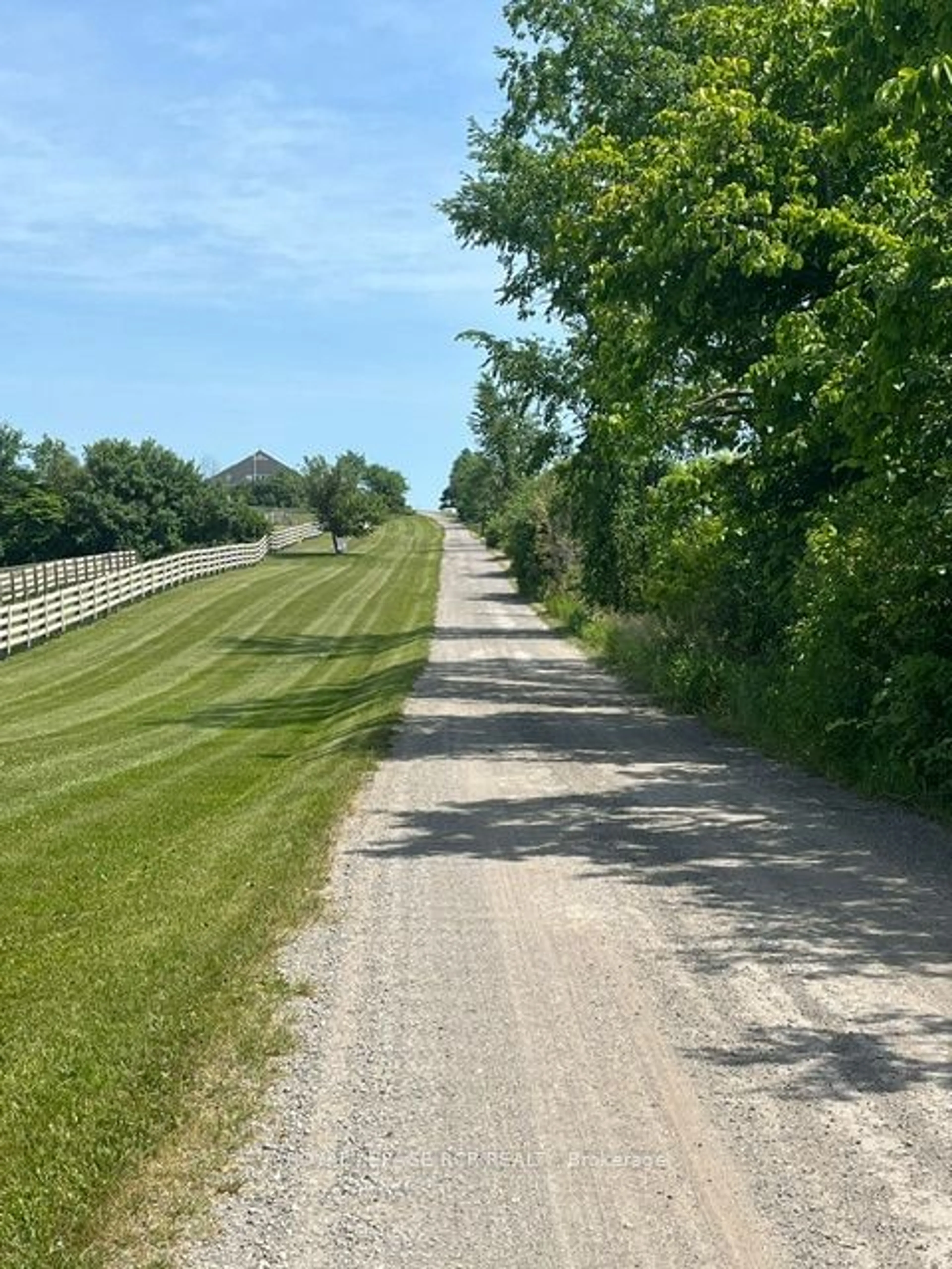 A view of a street for 9759 Castlederg Sdrd, Caledon Ontario L7E 0S3