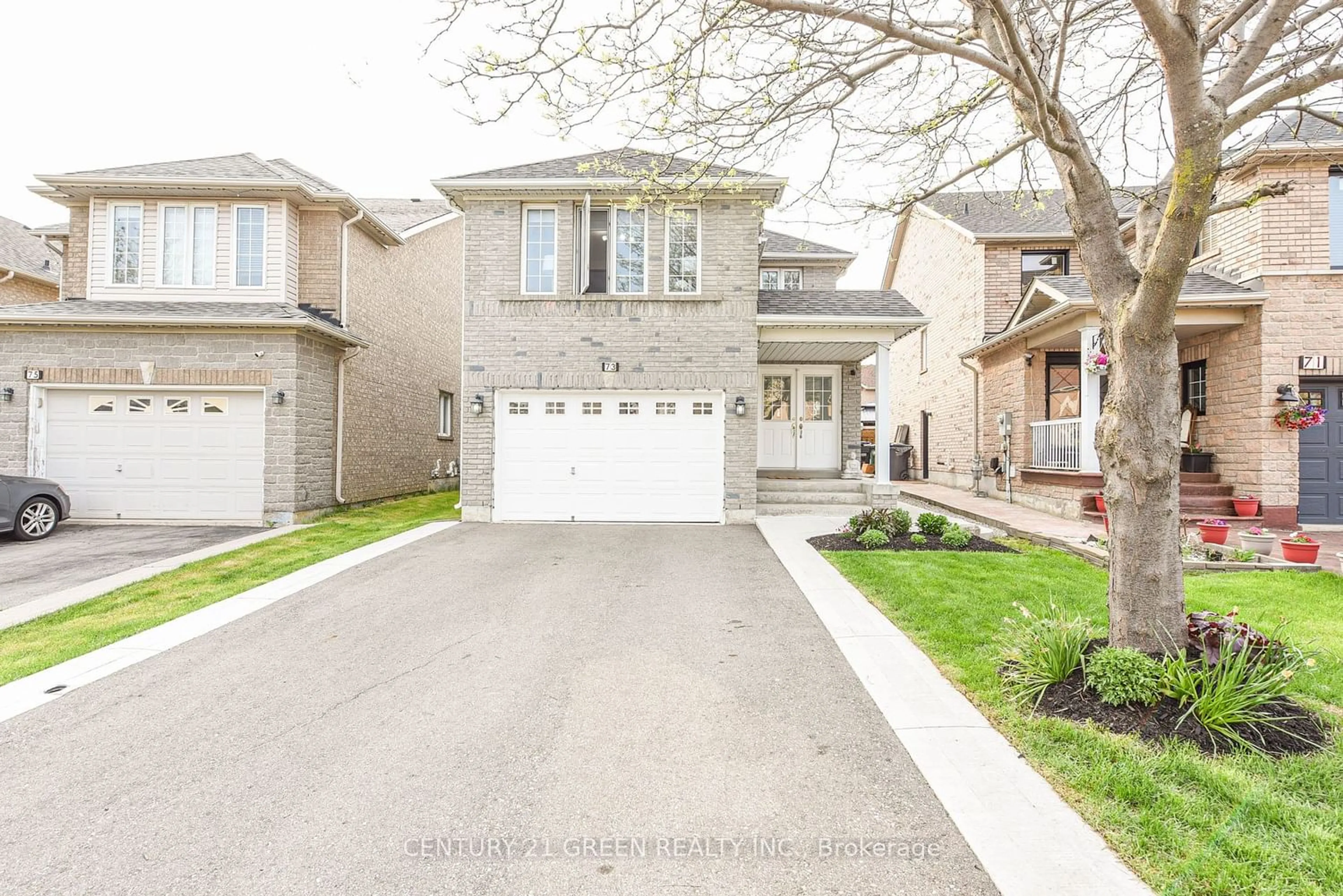 Frontside or backside of a home for 73 Rollingwood Dr, Brampton Ontario L6Y 5R1