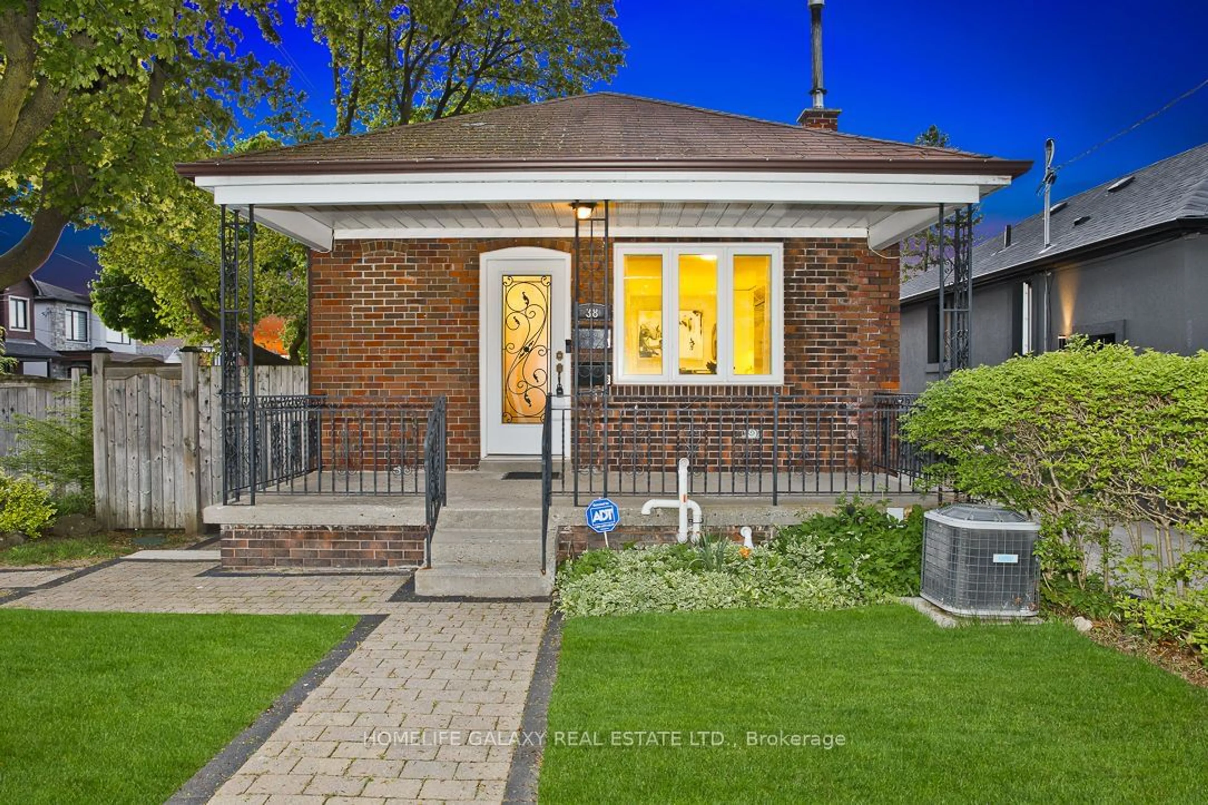 Home with brick exterior material for 38 Montcalm Ave, Toronto Ontario M6E 4N7