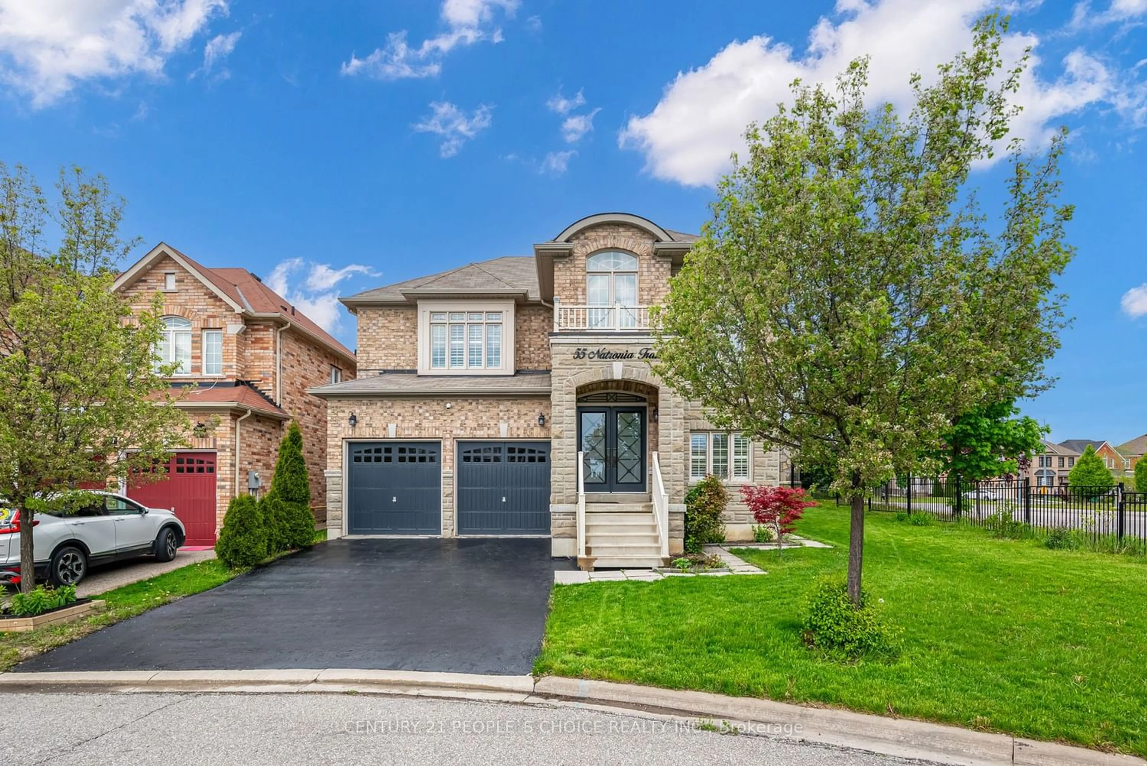 Home with brick exterior material for 55 Natronia Tr, Brampton Ontario L6P 3N8