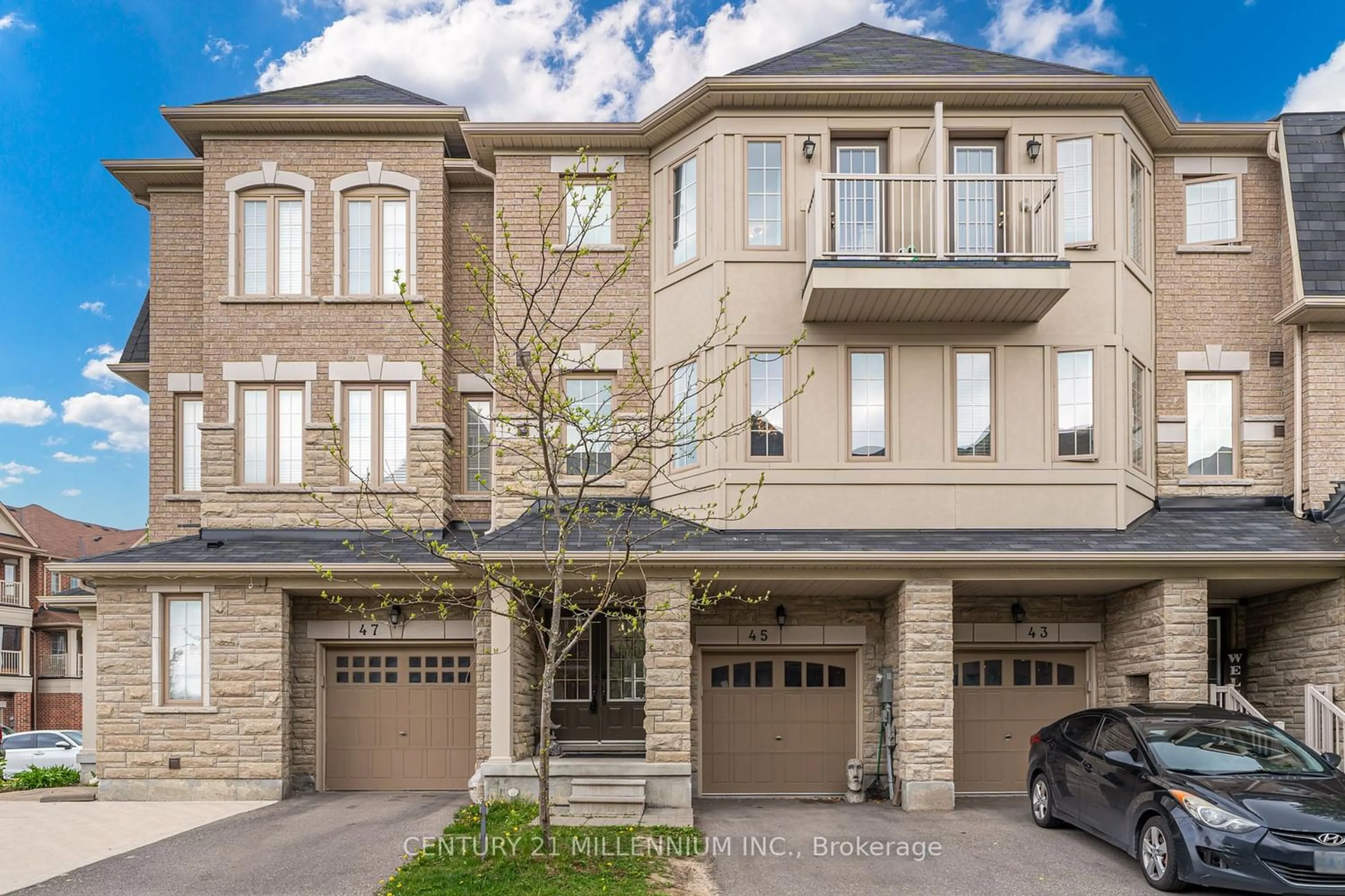 A pic from exterior of the house or condo for 45 Tollgate St, Brampton Ontario L6Z 0B4