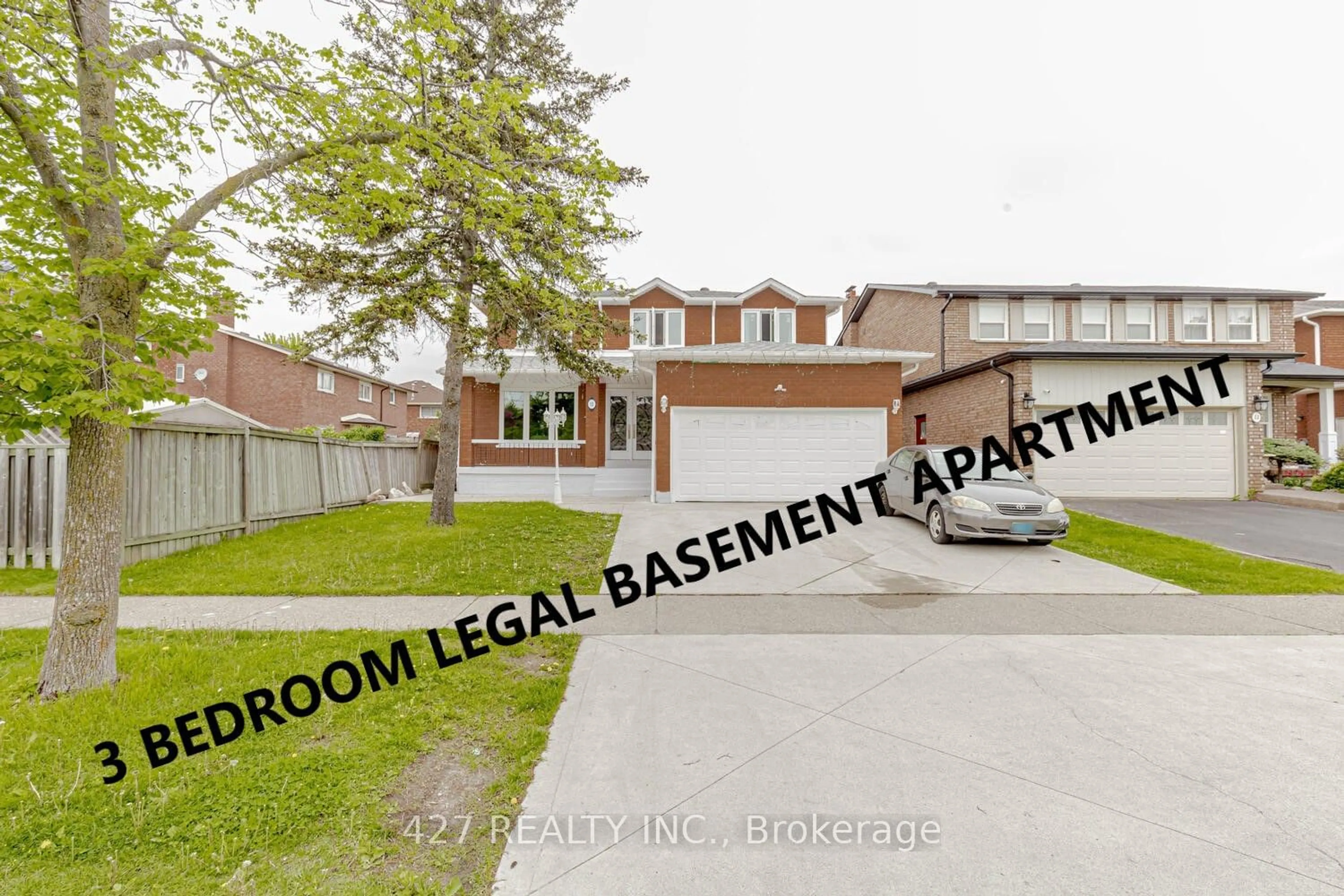 Frontside or backside of a home for 15 Seminole Dr, Brampton Ontario L6W 3Y7