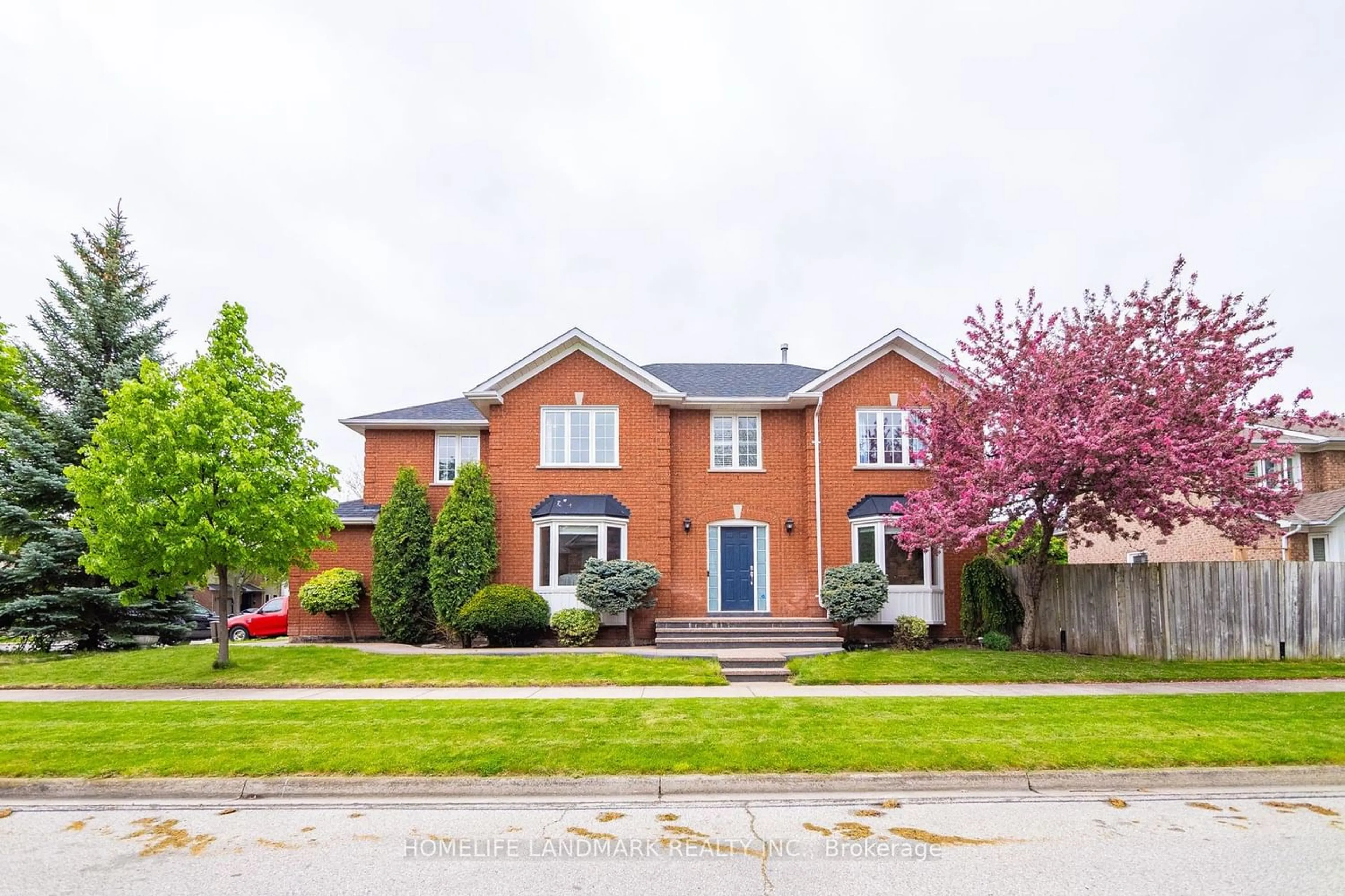 Home with brick exterior material for 1125 Glen Valley Rd, Oakville Ontario L6M 3K8