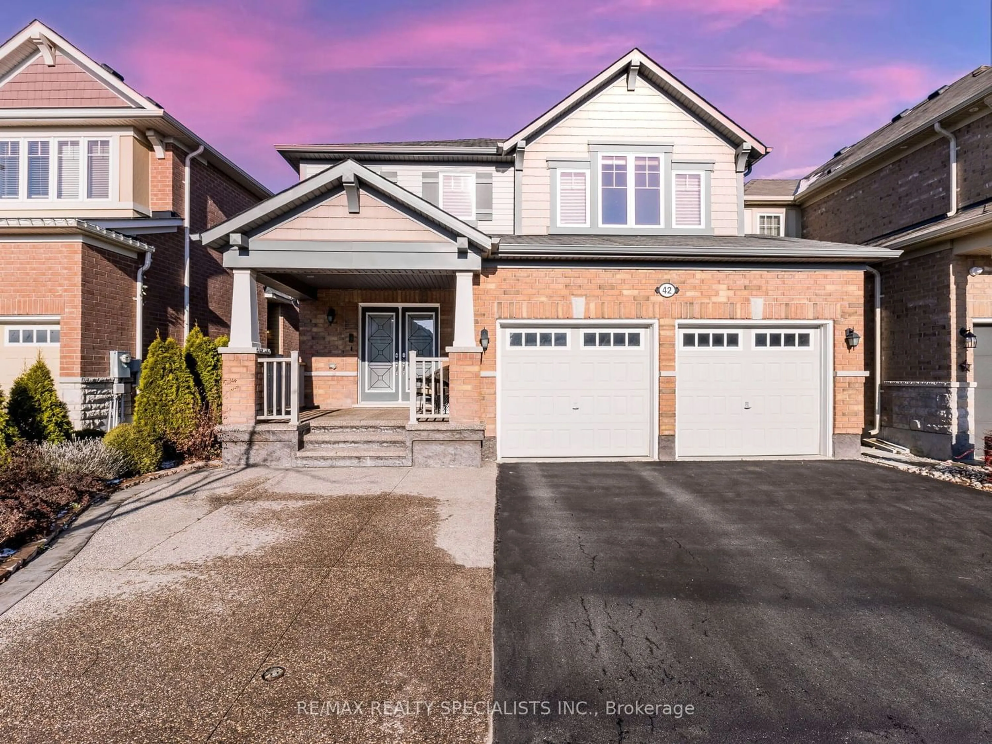 Frontside or backside of a home for 42 Gibbs Rd, Brampton Ontario L7A 0Y5