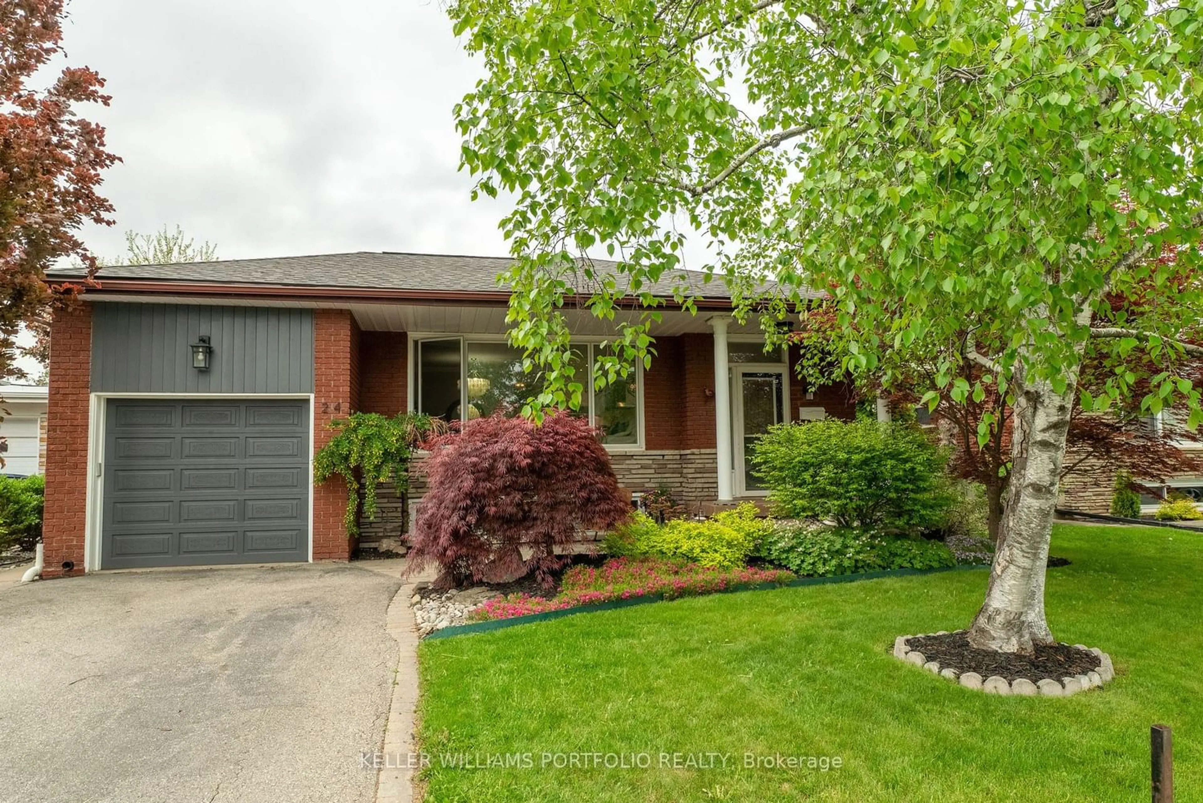 Frontside or backside of a home for 24 Faversham Cres, Toronto Ontario M9C 3X4