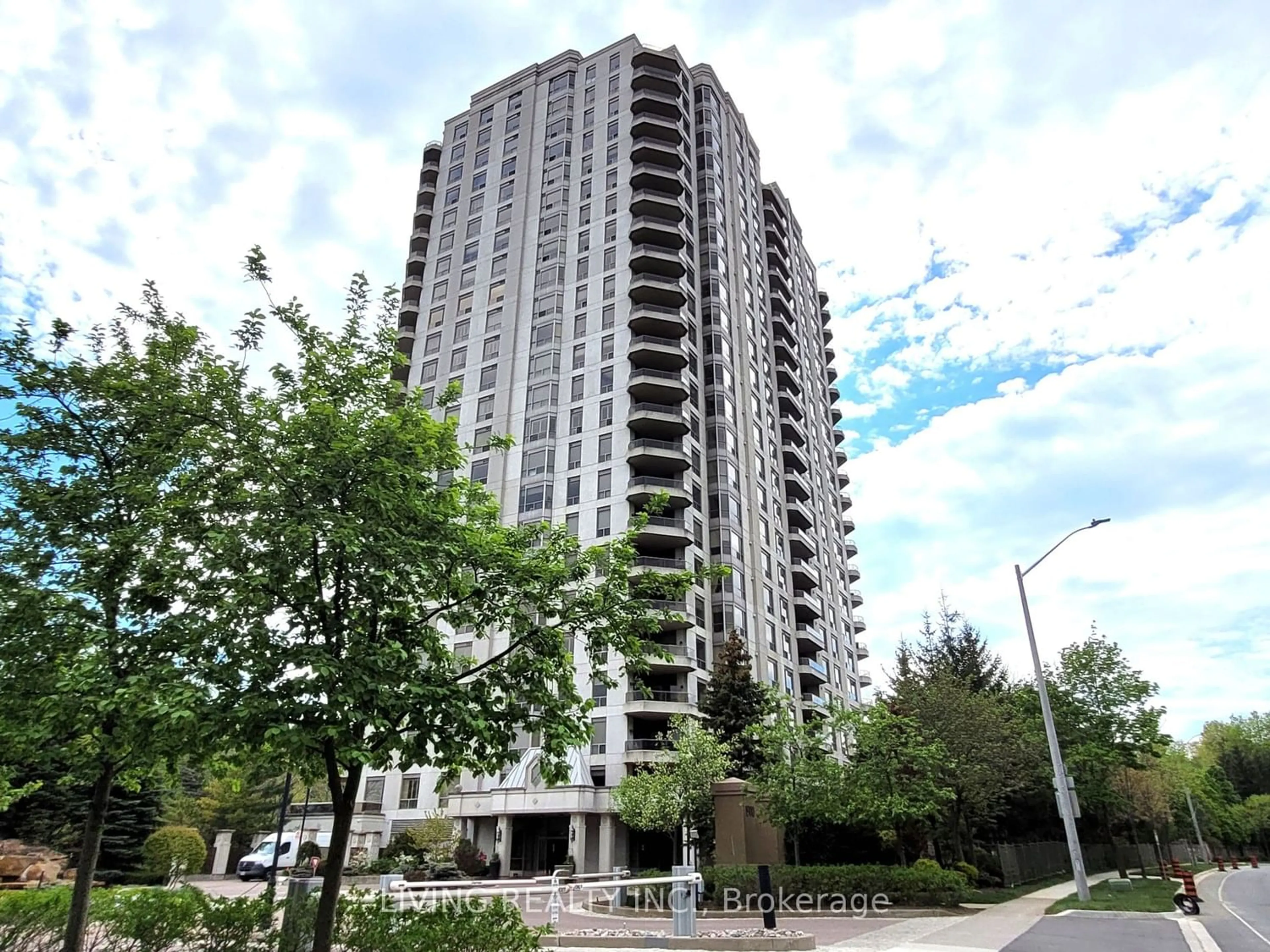 A pic from exterior of the house or condo for 1900 The Collegeway #803, Mississauga Ontario L5L 5Y8