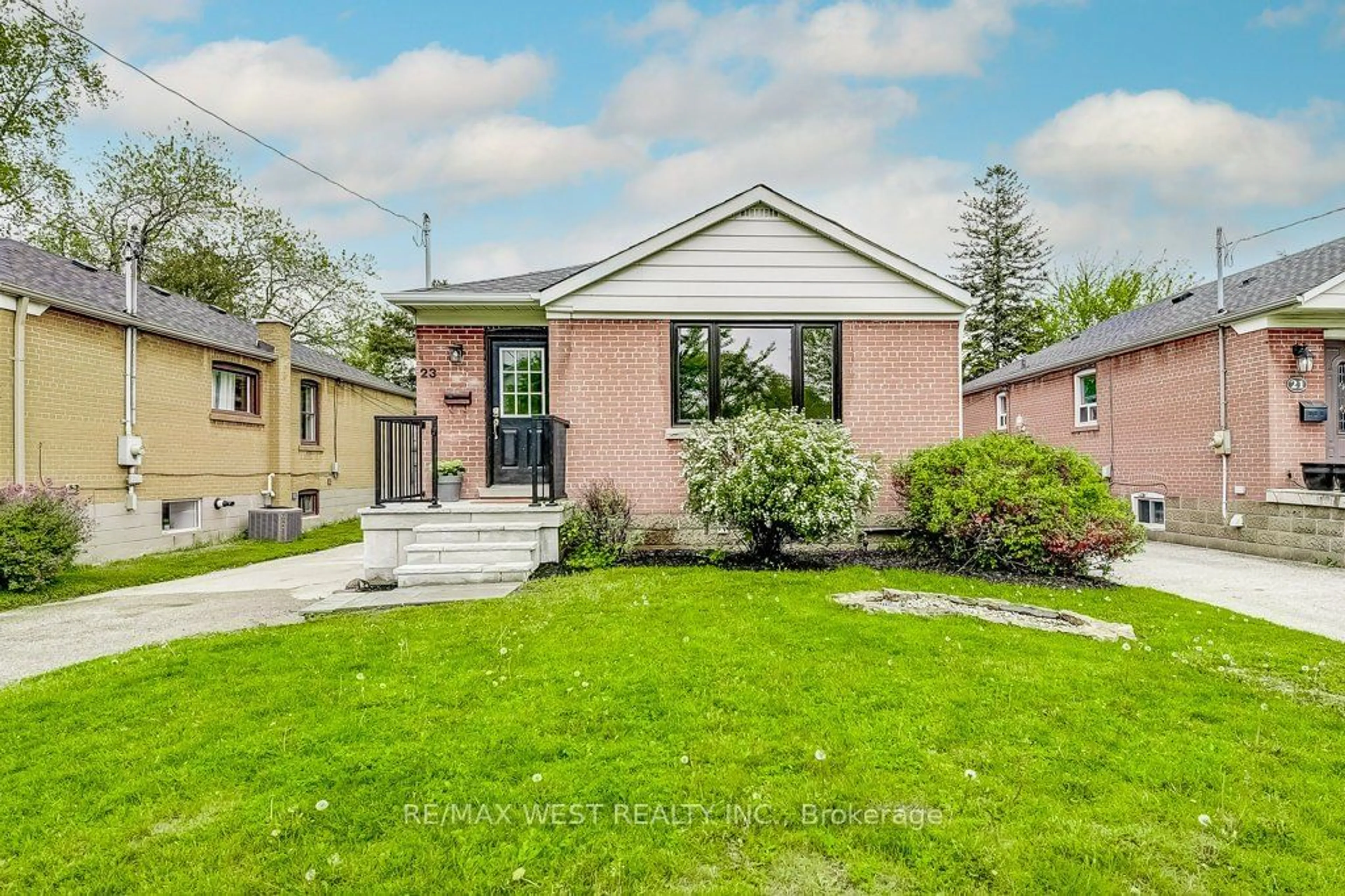 Frontside or backside of a home for 23 Hargrove Lane, Toronto Ontario M8W 4T8