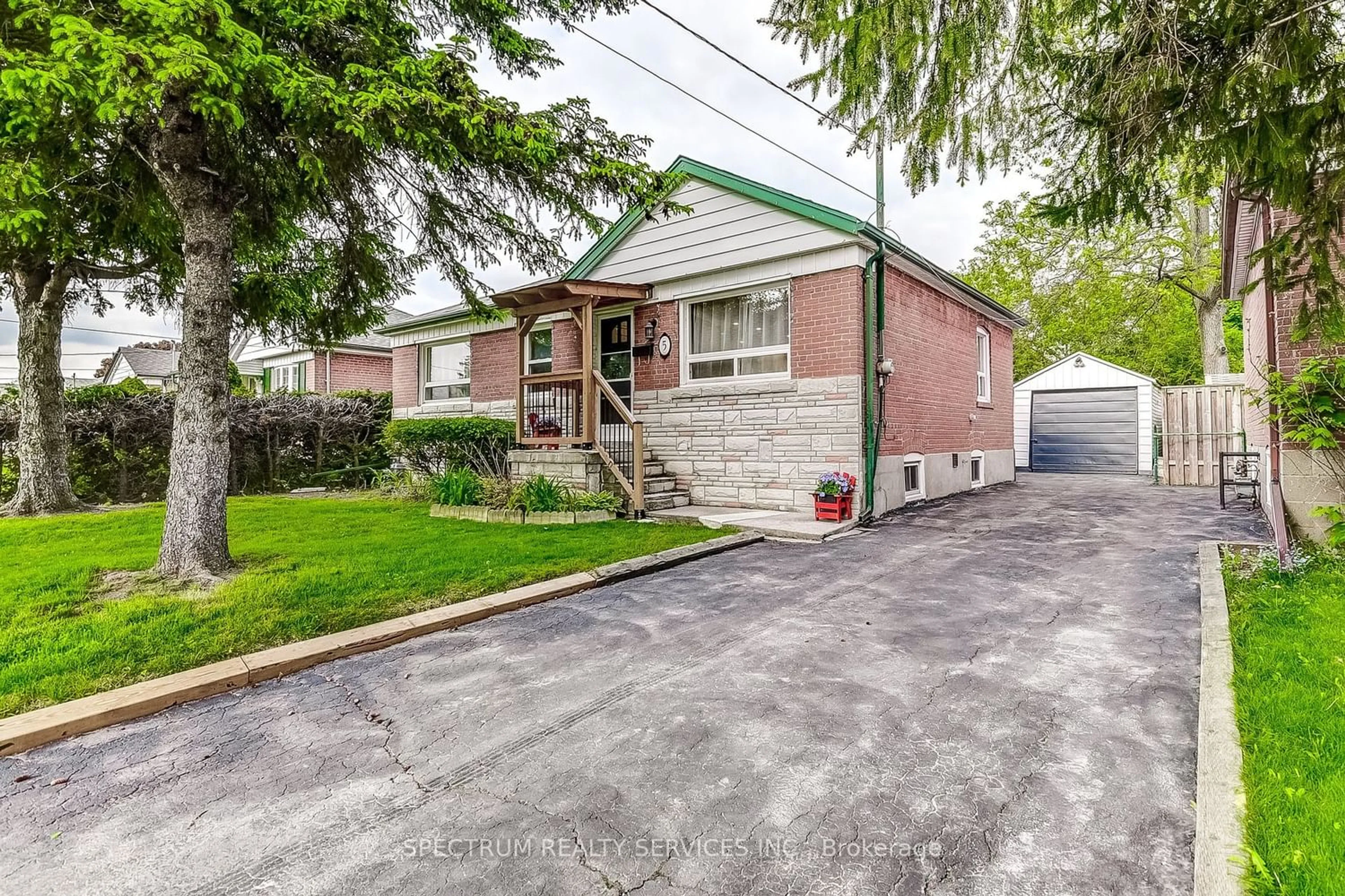 Home with brick exterior material for 5 Lockerbie Ave, Toronto Ontario M9N 2Z9