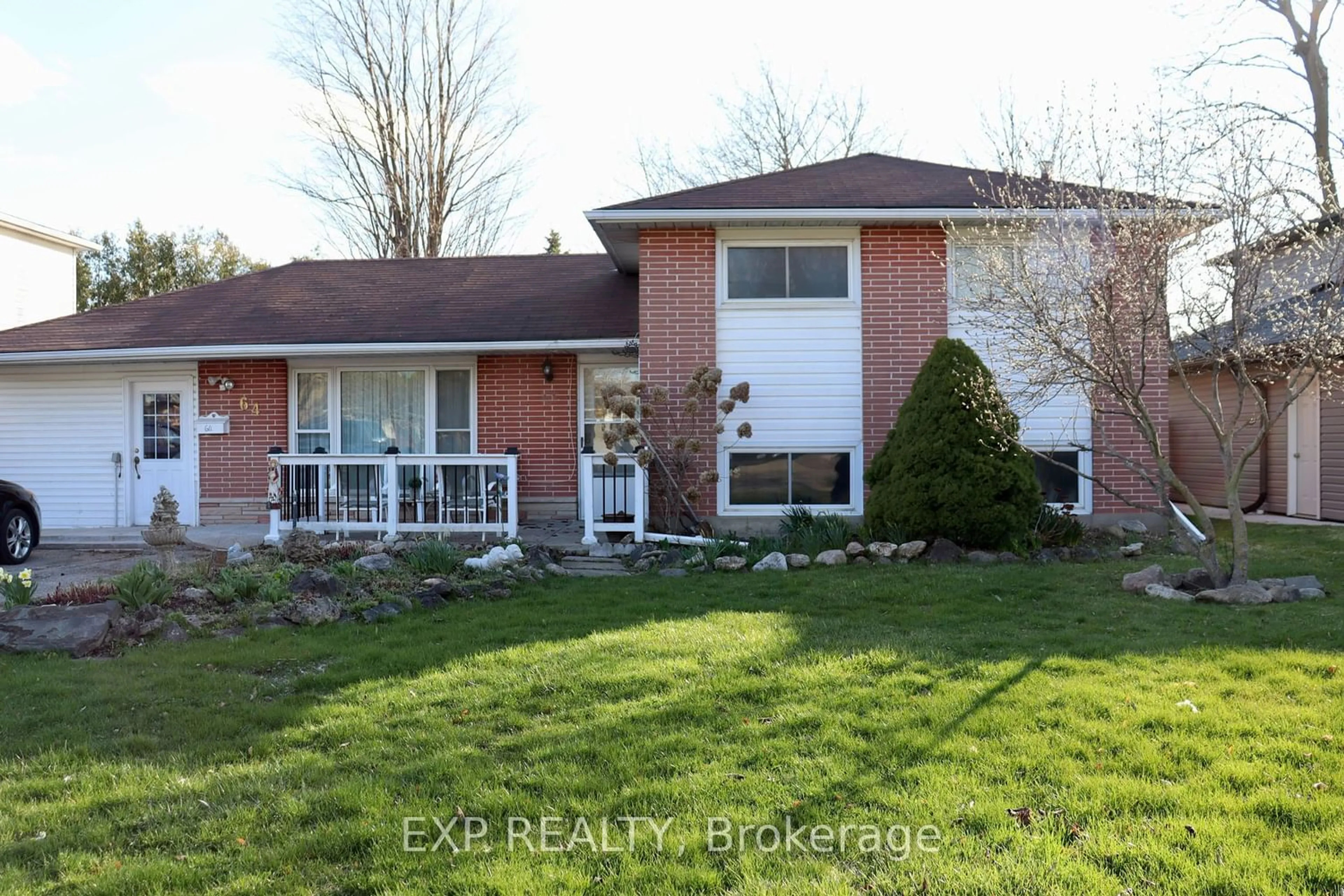 Frontside or backside of a home for 64 Dawson Rd, Orangeville Ontario L9W 2W5