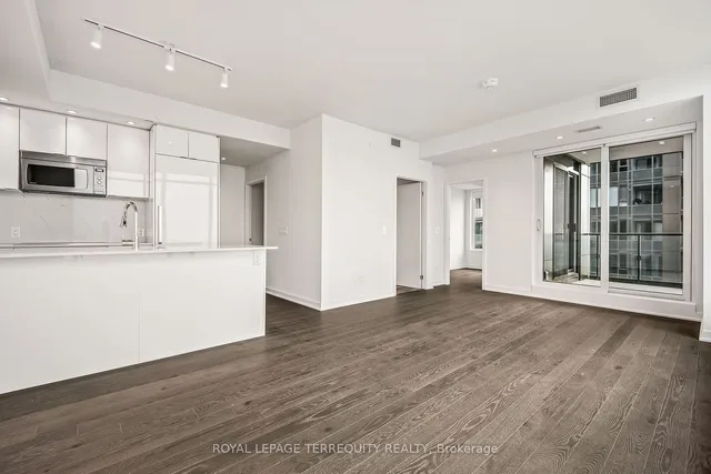 Additional property image - 1928 Lake Shore Blvd Unit 3906w