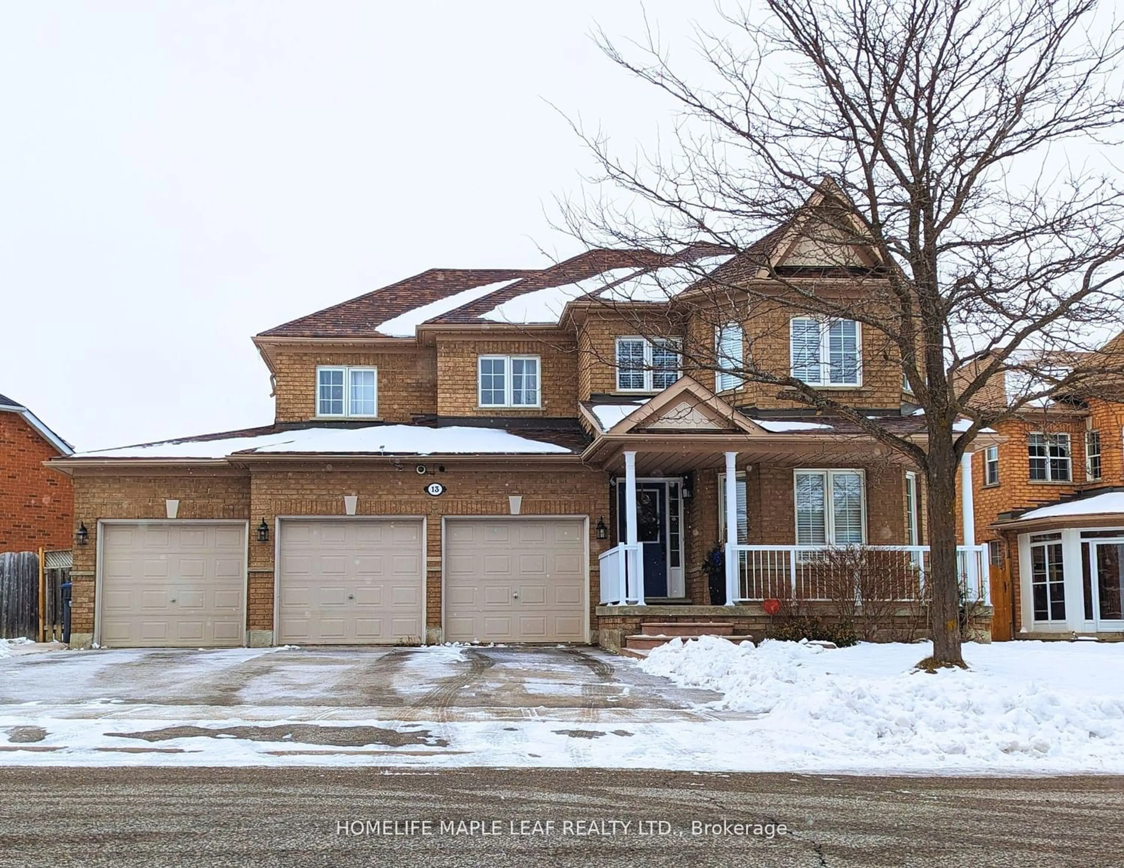 Frontside or backside of a home for 13 Cobblestone Crt, Brampton Ontario L6R 2S1