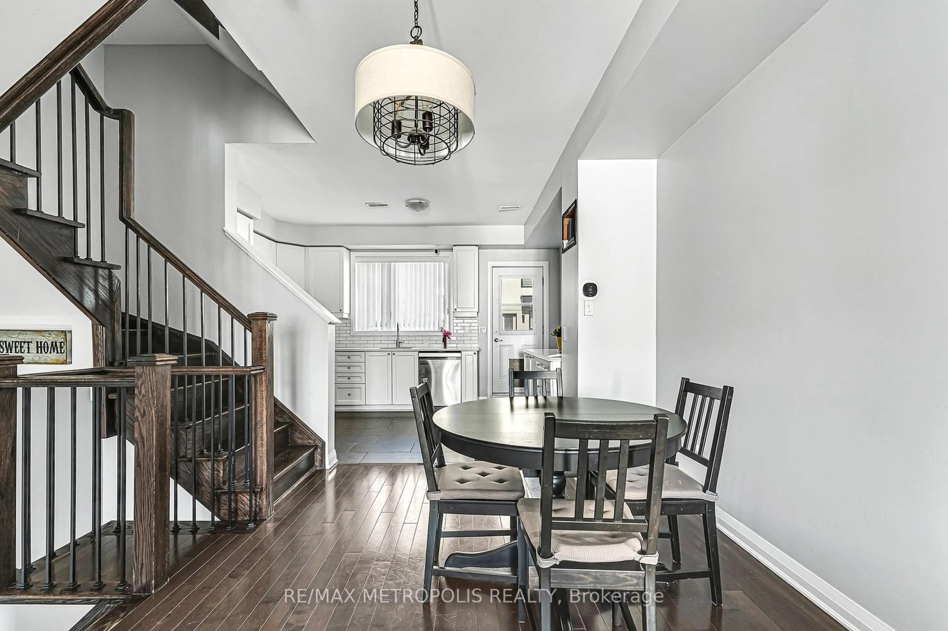 Standard kitchen for 155 Stanley Greene Blvd, Toronto Ontario M3K 2B8