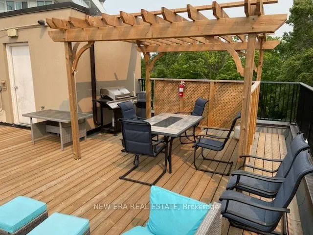 Additional property image - 4198 Dundas St Unit 210