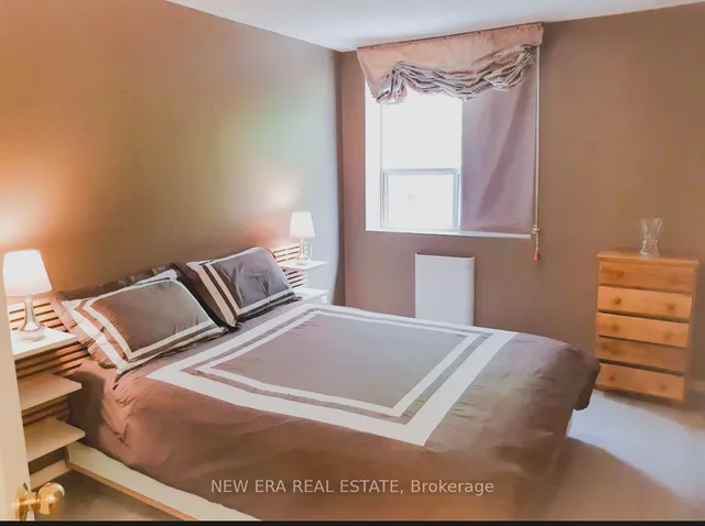 Additional property image - 4198 Dundas St Unit 210