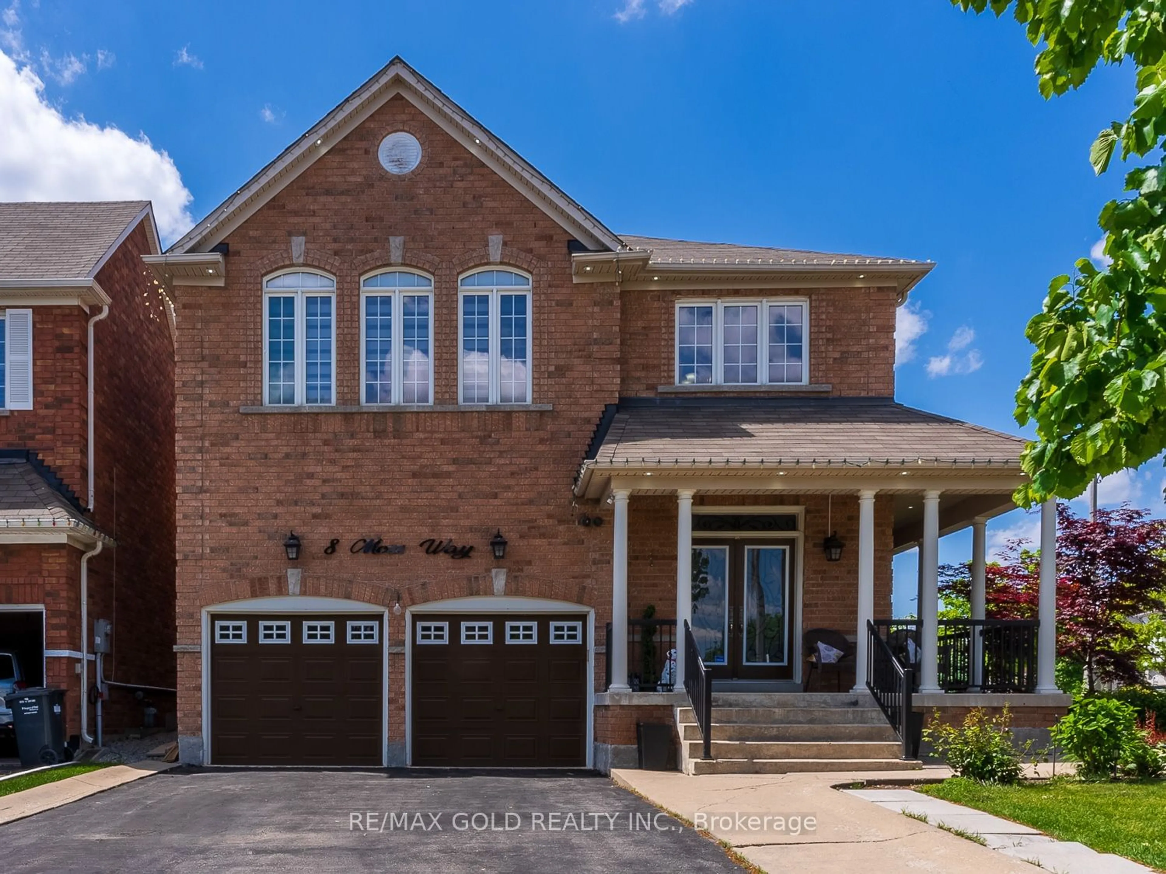 Home with brick exterior material for 8 Moss Way, Brampton Ontario L6R 0P6