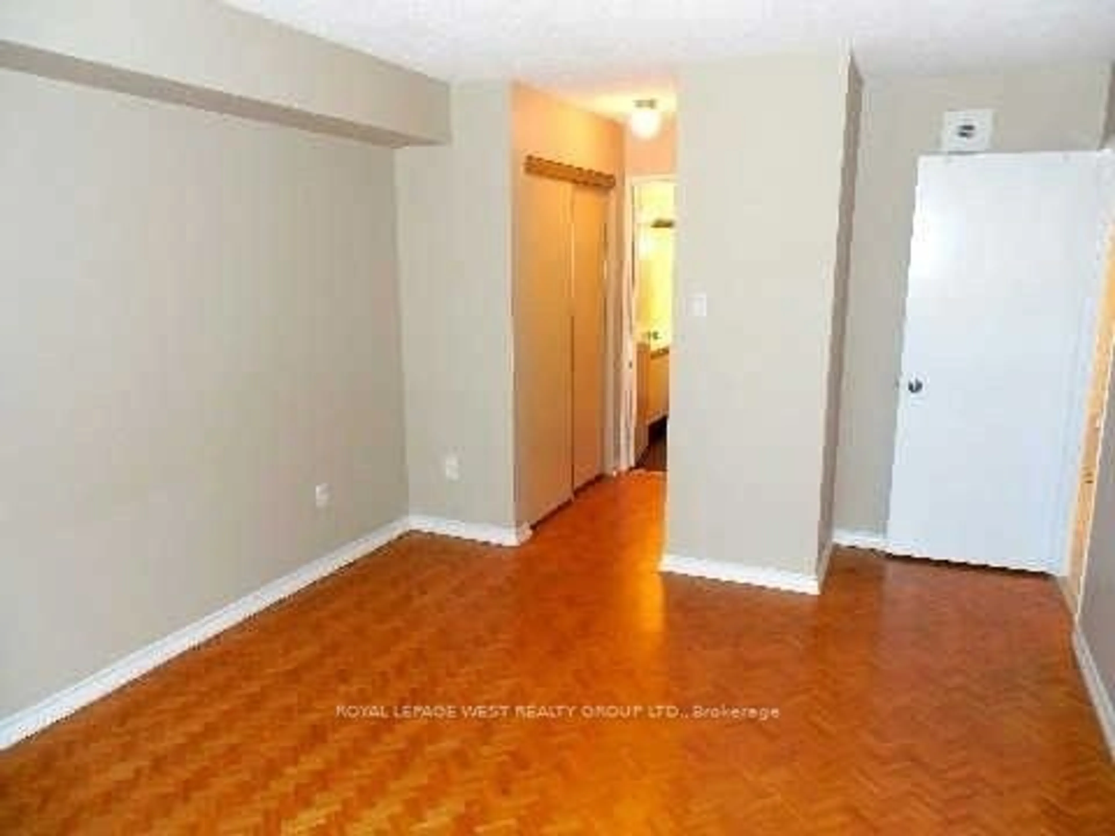 A pic of a room for 1320 Islington Ave #201, Toronto Ontario M9A 5C6