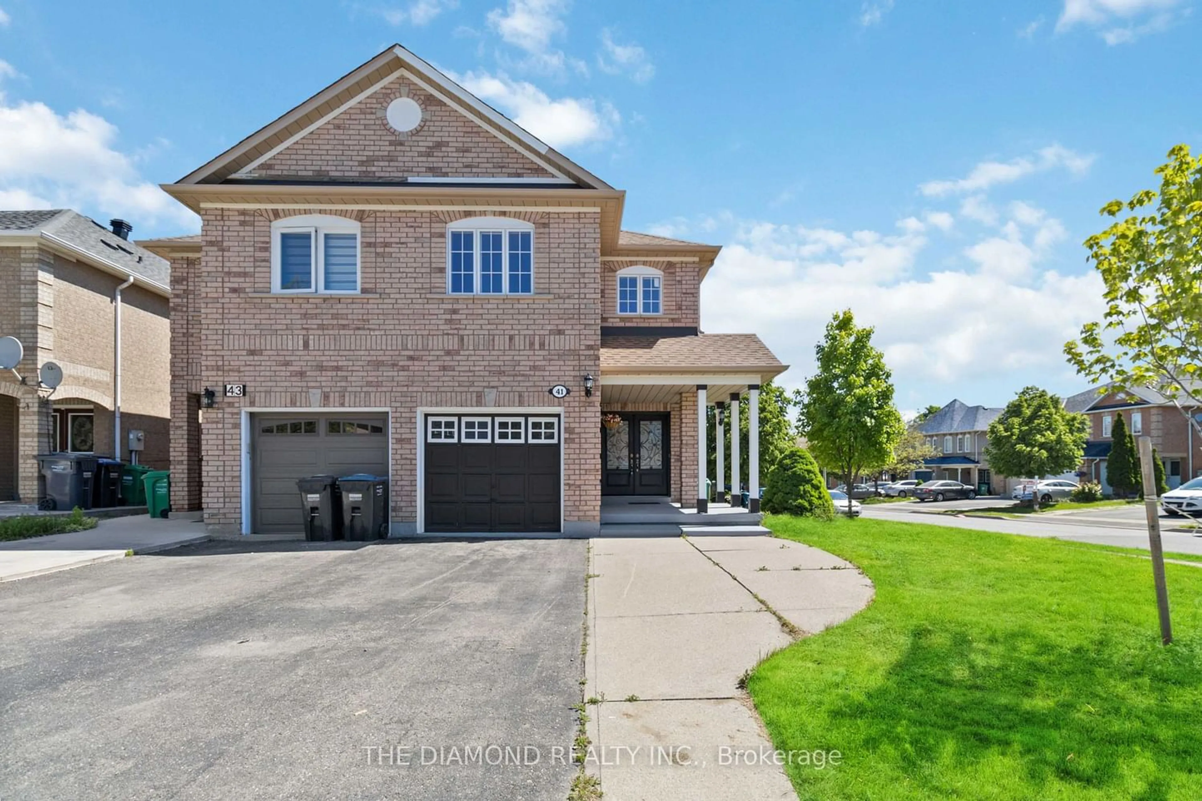 Frontside or backside of a home for 41 Native landing Cres, Brampton Ontario L6X 5B1