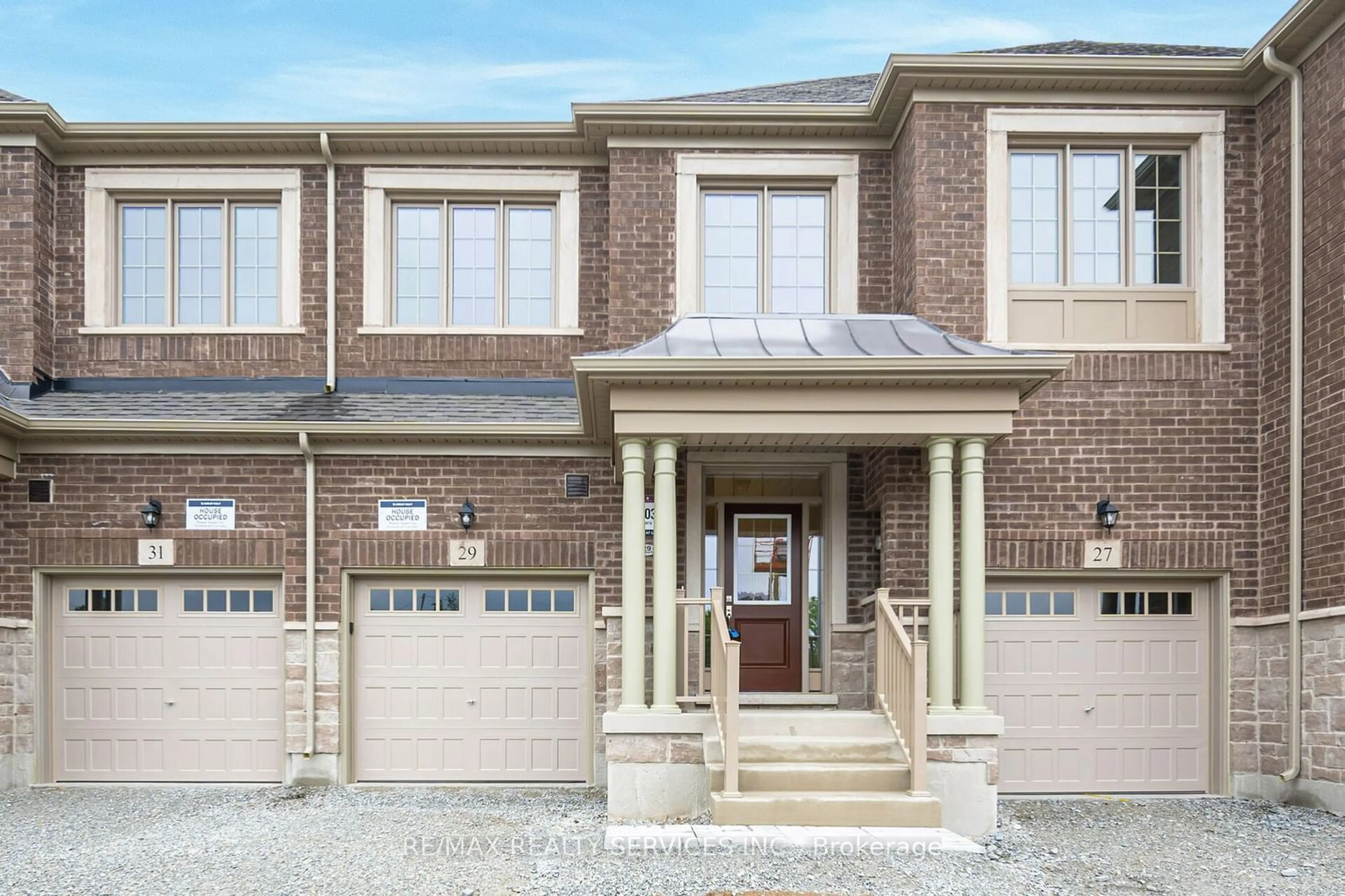 Home with brick exterior material for 29 Bermondsey Way, Brampton Ontario L6Y 0E4
