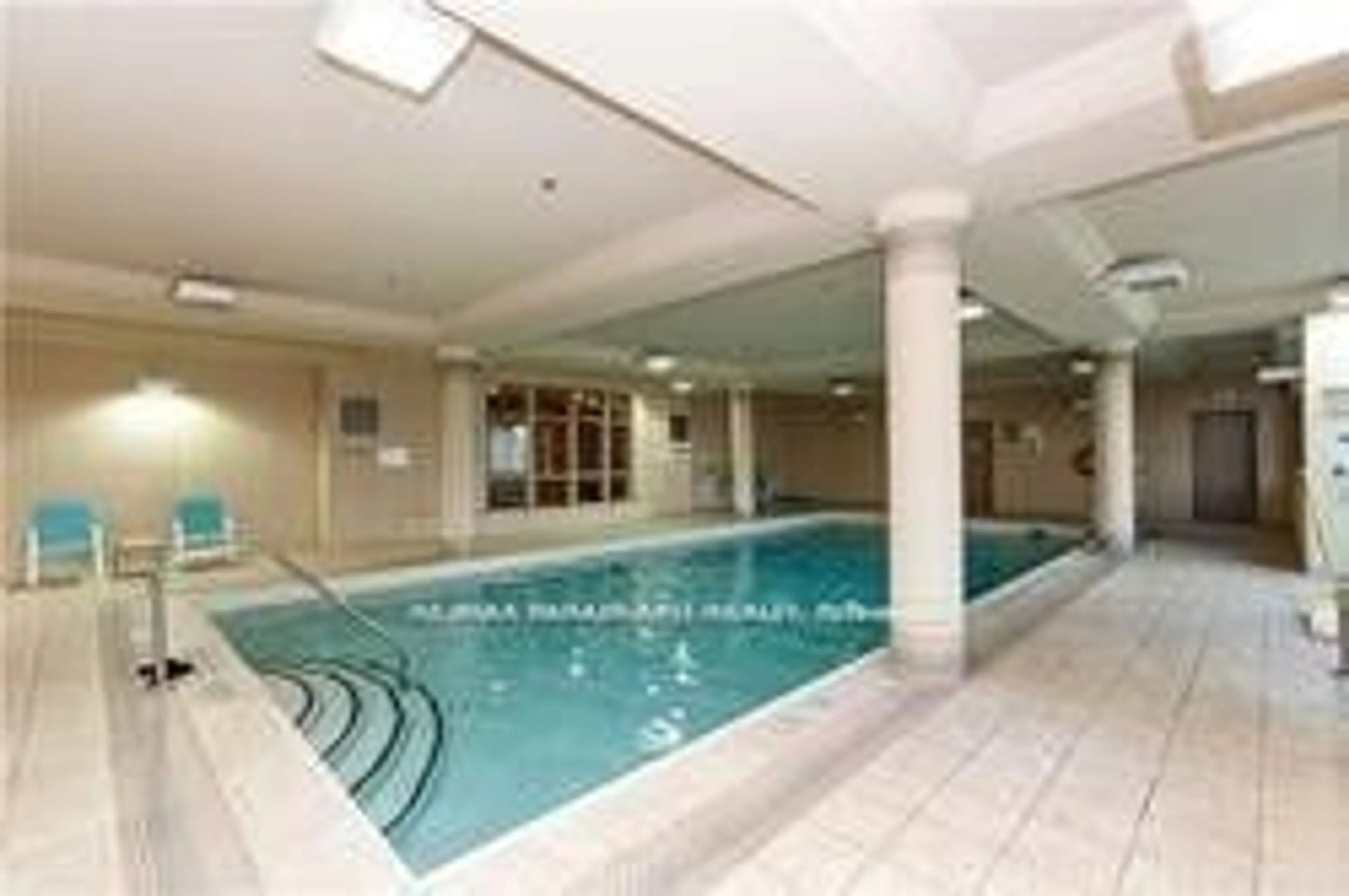 Indoor or outdoor pool for 4850 Glen Erin Dr #102, Mississauga Ontario L5M 7S1