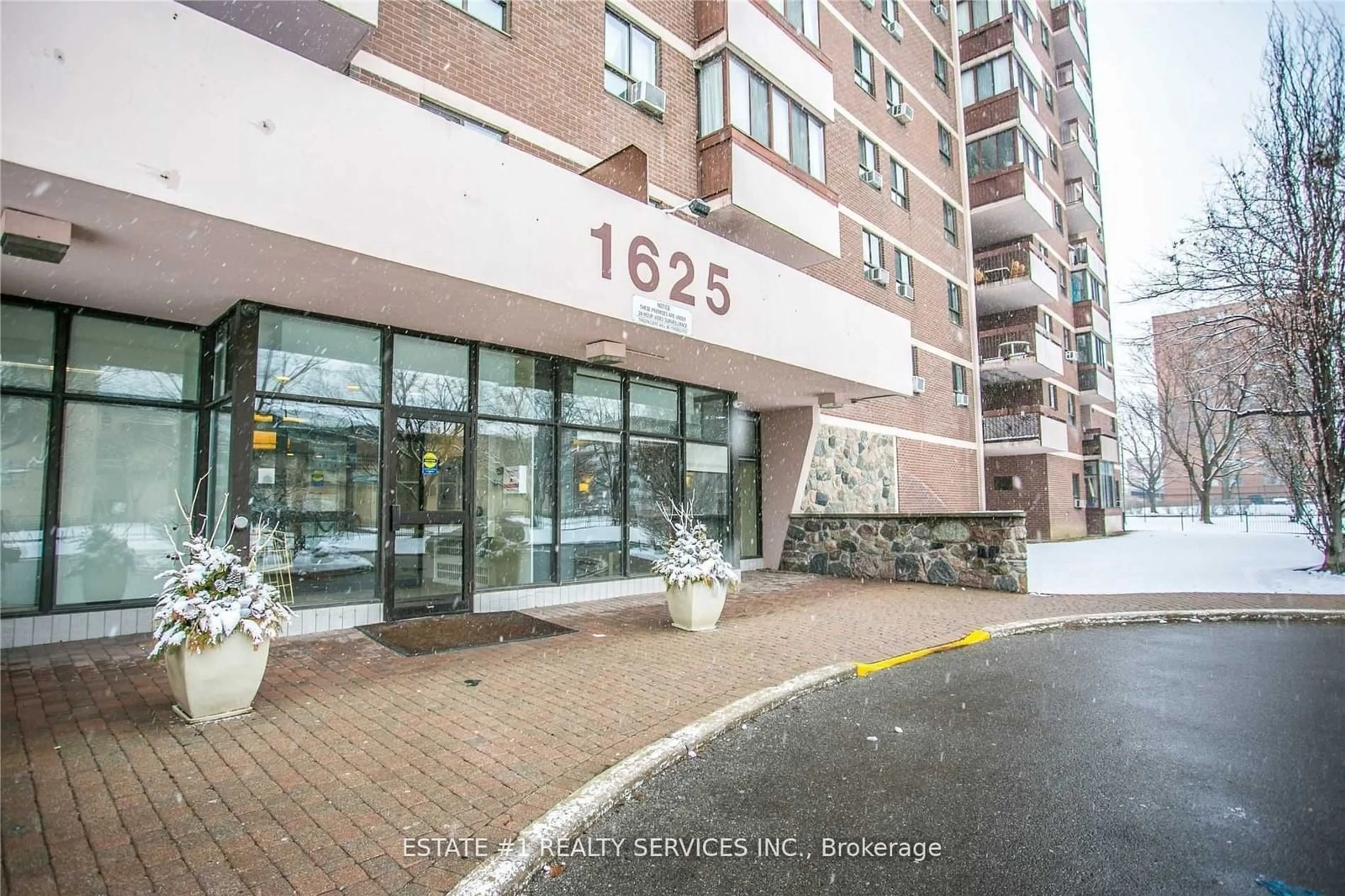 A pic from exterior of the house or condo for 1625 Bloor St #515, Mississauga Ontario L4X 1S3