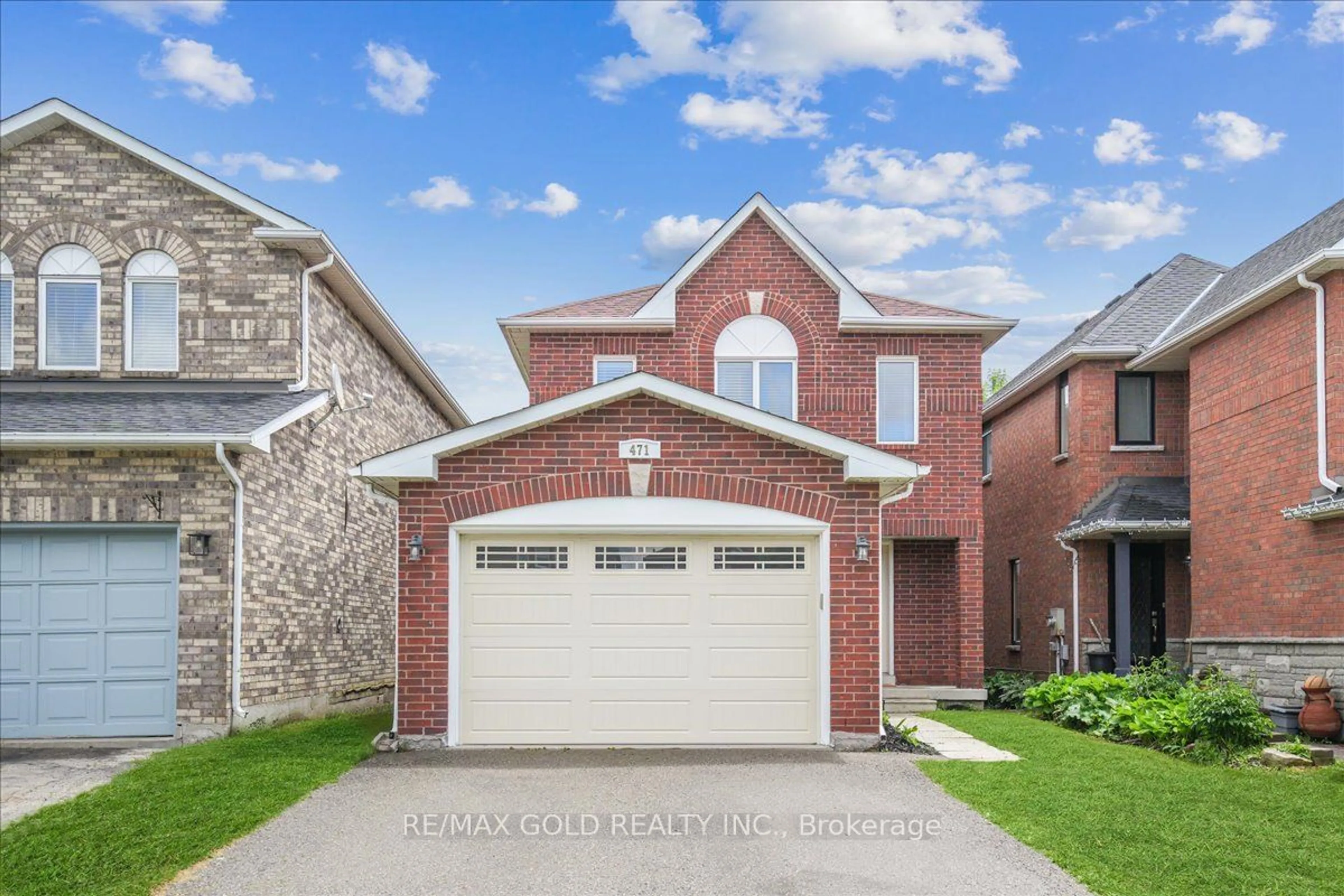 Home with brick exterior material for 471 Jay Cres, Orangeville Ontario L9W 4Y8