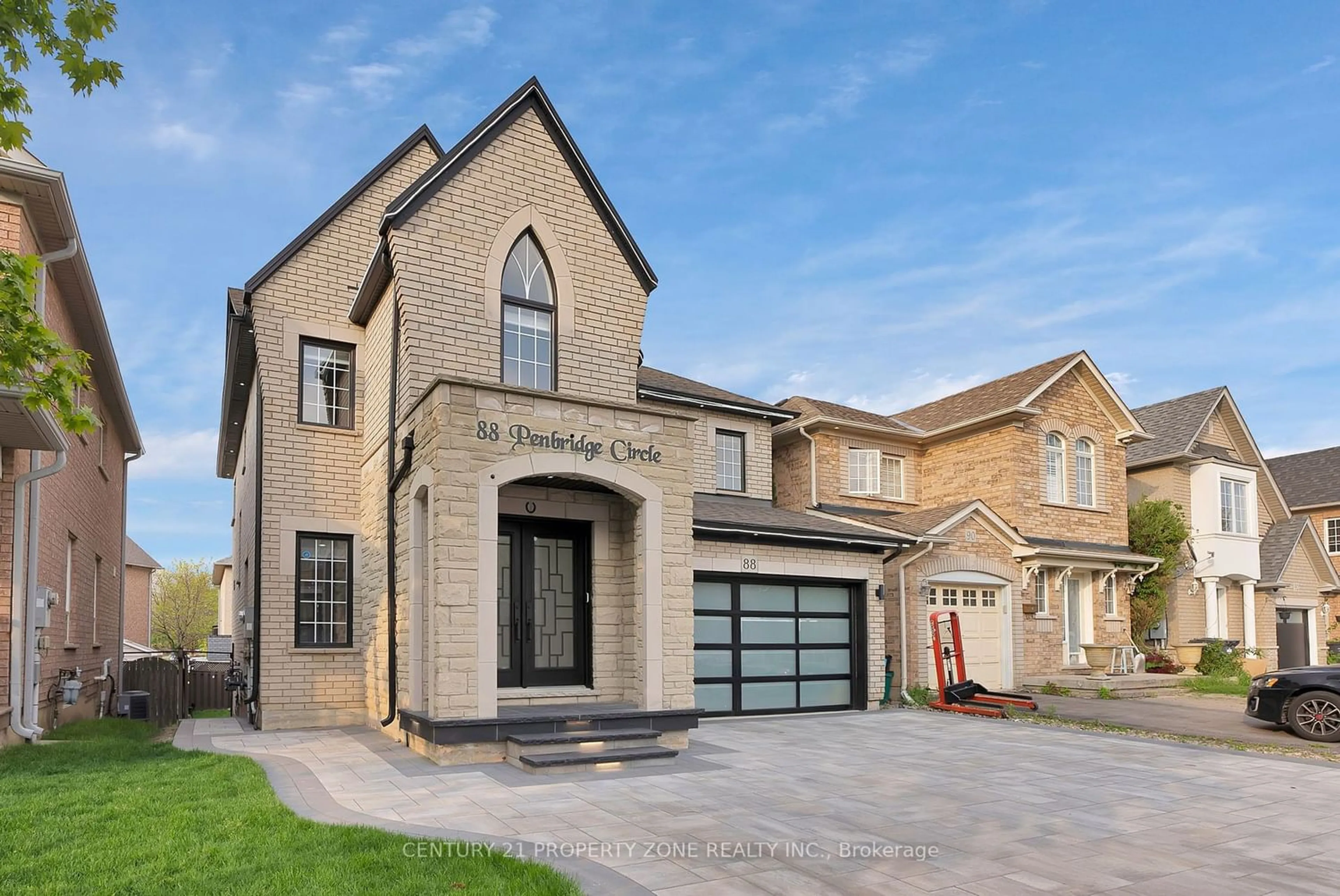 Home with brick exterior material for 88 Penbridge Circ, Brampton Ontario L7A 2R1