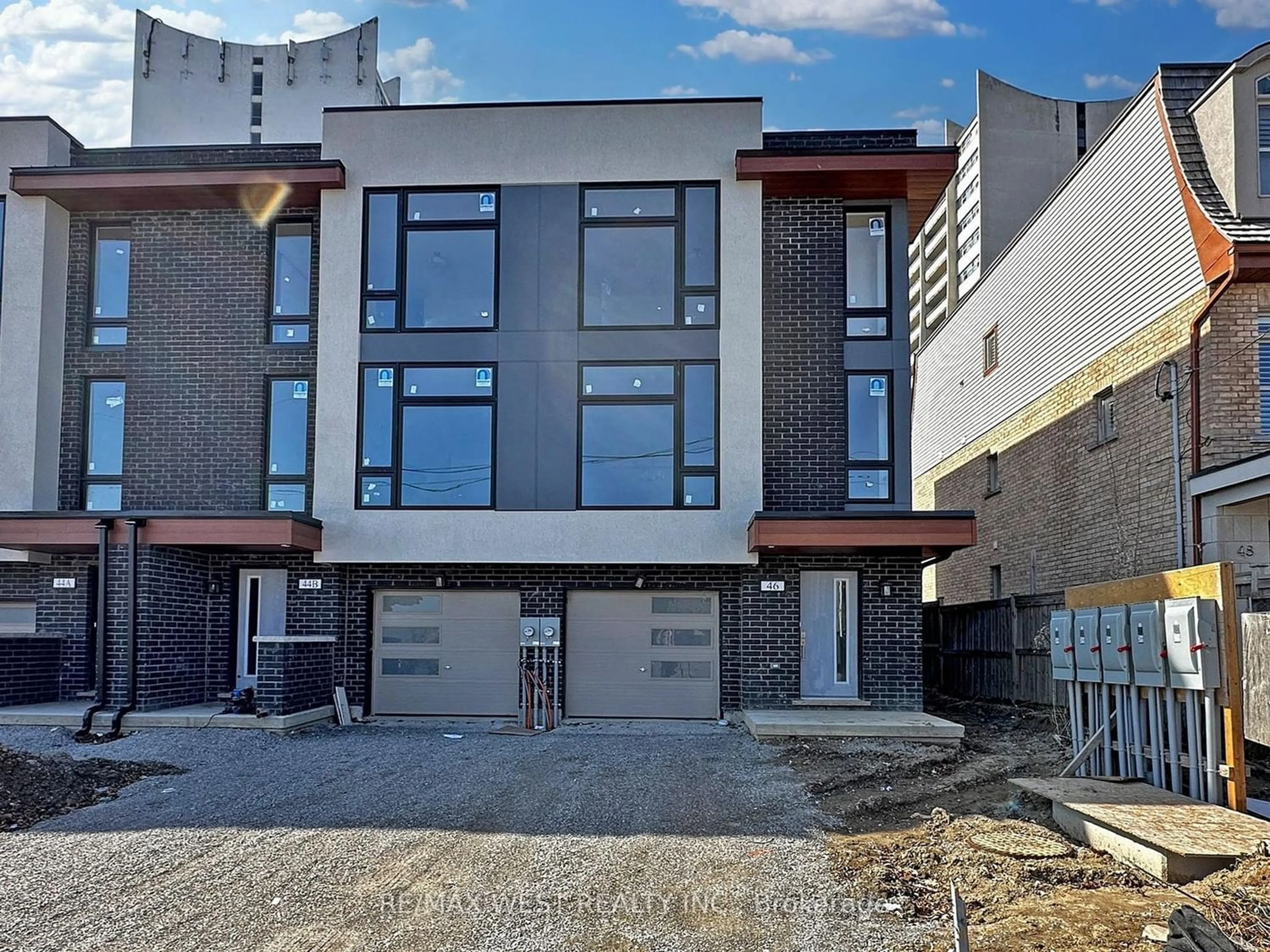 A pic from exterior of the house or condo for 46 Monclova (Lot 1) Rd, Toronto Ontario M3M 0A6