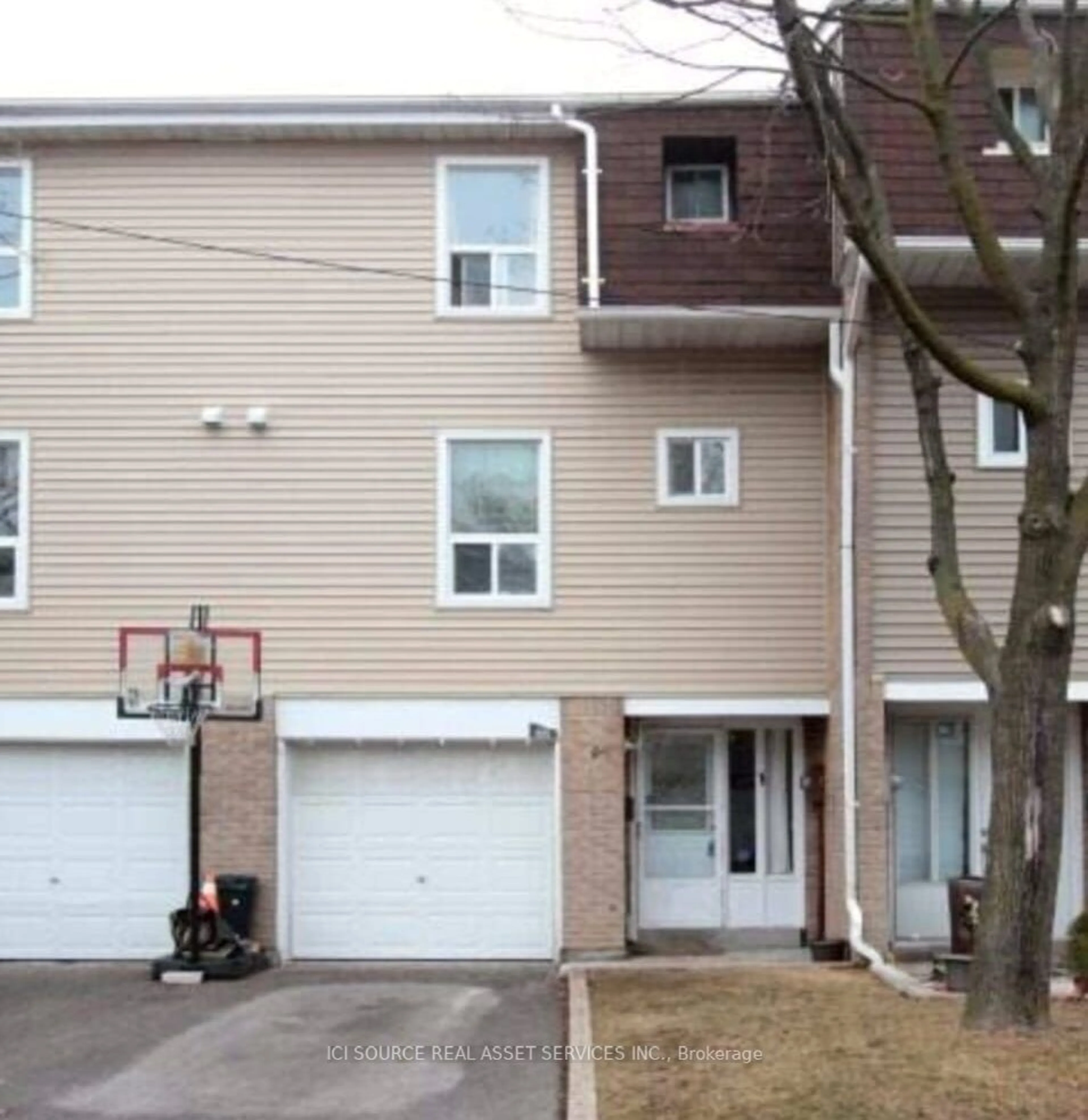 A pic from exterior of the house or condo for 66 ENMOUNT Dr, Brampton Ontario L6T 4C9