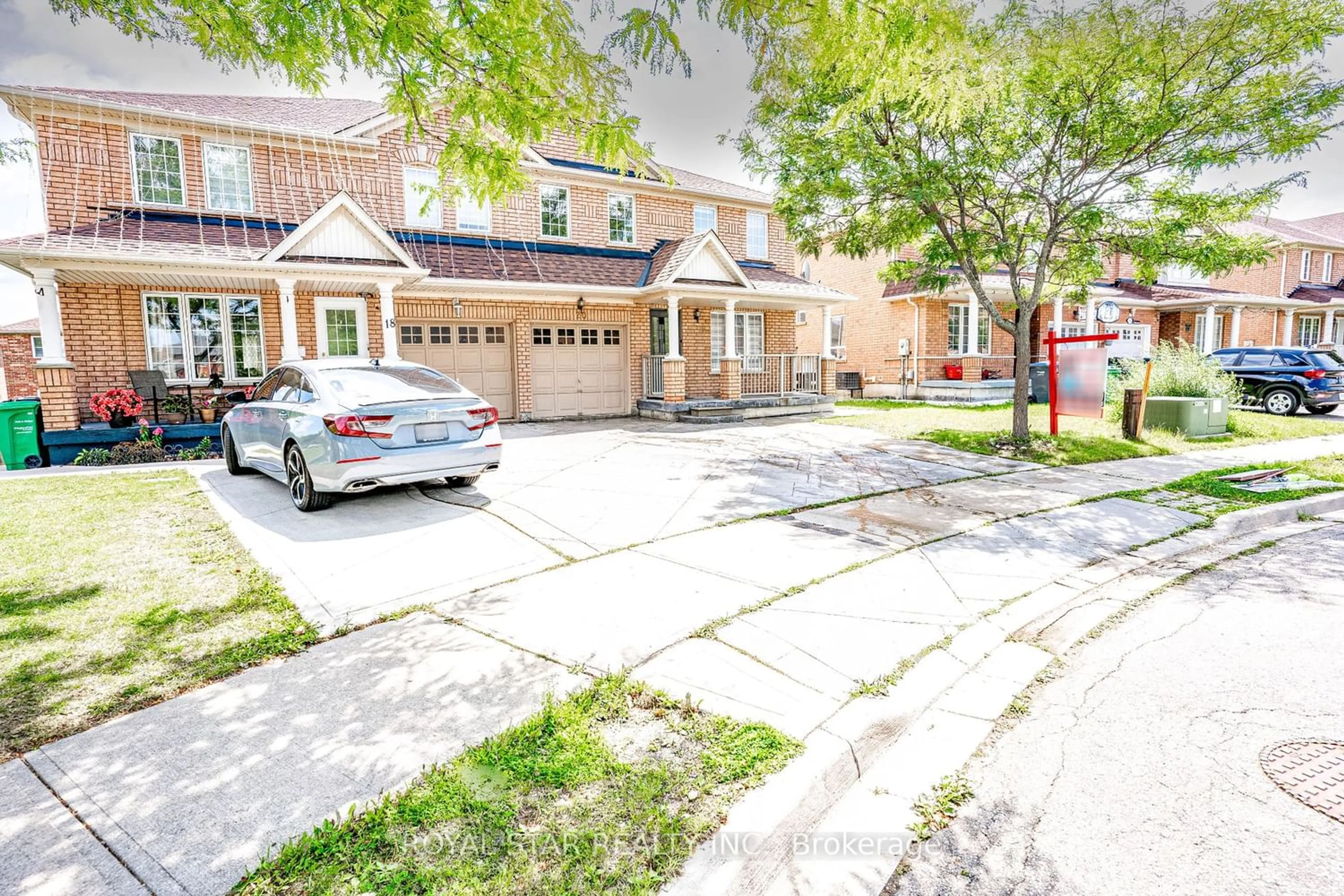 Street view for 20 Junction Cres, Brampton Ontario L7A 2G6