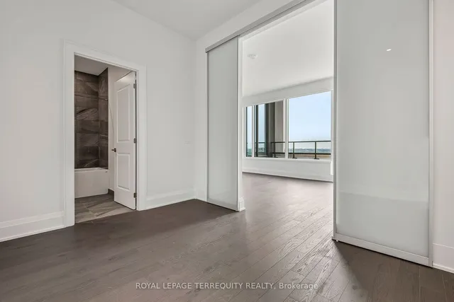 Additional property image - 1926 Lake Shore Blvd Unit PH01E