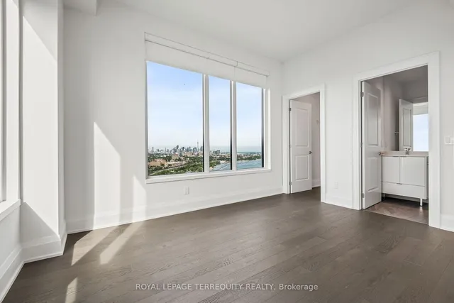 Additional property image - 1926 Lake Shore Blvd Unit PH01E
