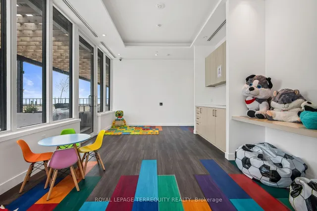 Additional property image - 1926 Lake Shore Blvd Unit PH01E