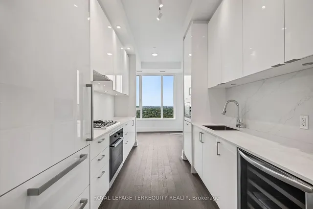 Additional property image - 1926 Lake Shore Blvd Unit PH01E