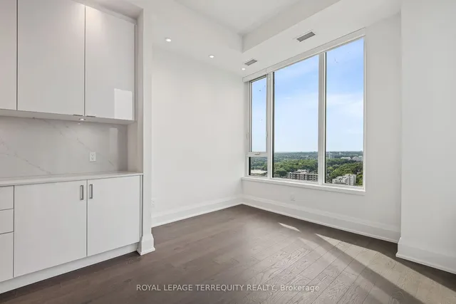 Additional property image - 1926 Lake Shore Blvd Unit PH01E