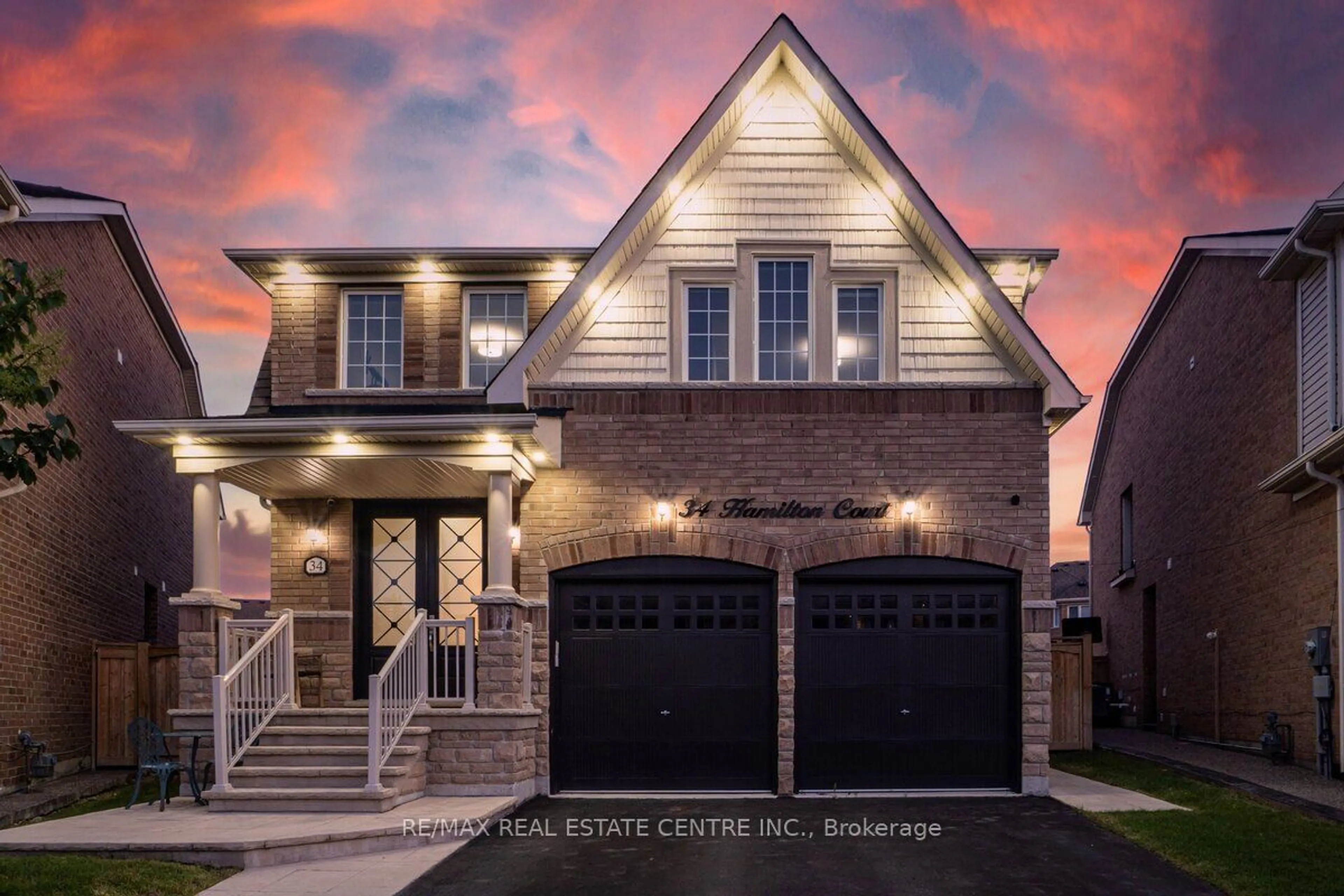 Home with brick exterior material for 34 Hamilton Crt, Caledon Ontario L7C 2H1