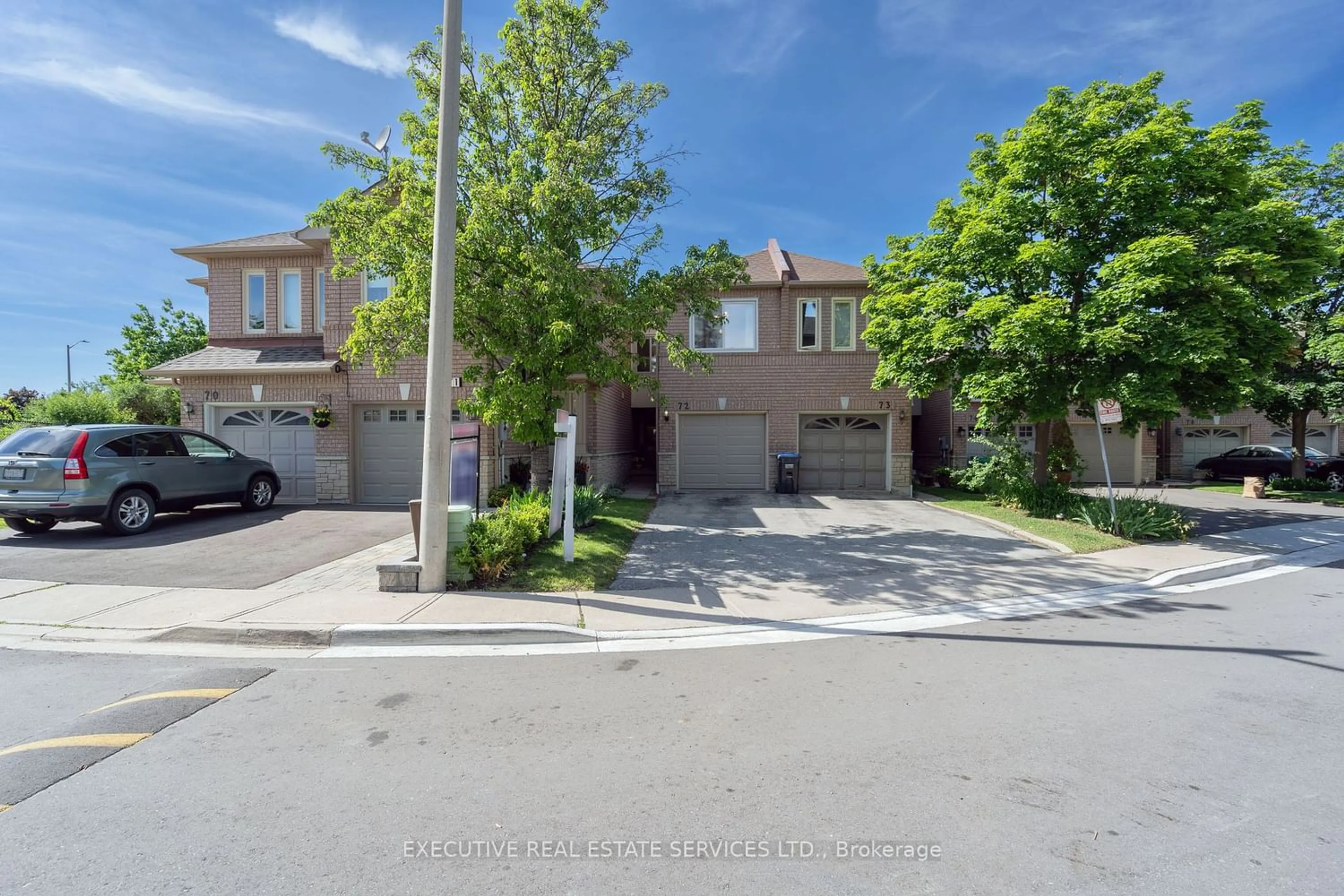 Street view for 5420 Fallingbrook Dr #72, Mississauga Ontario L5V 2H6