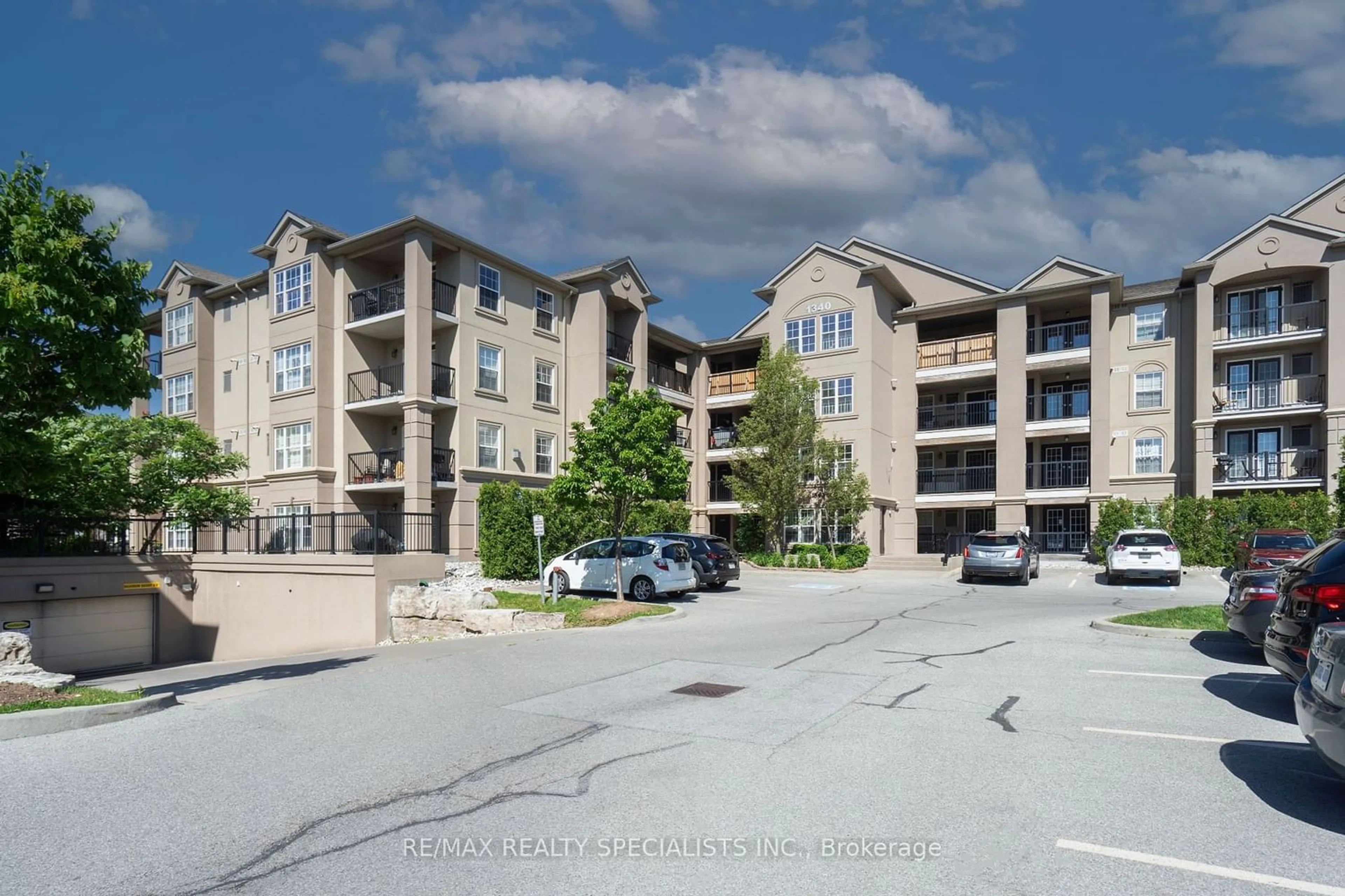 A pic from exterior of the house or condo for 1340 Main St #201, Milton Ontario L9T 7S6