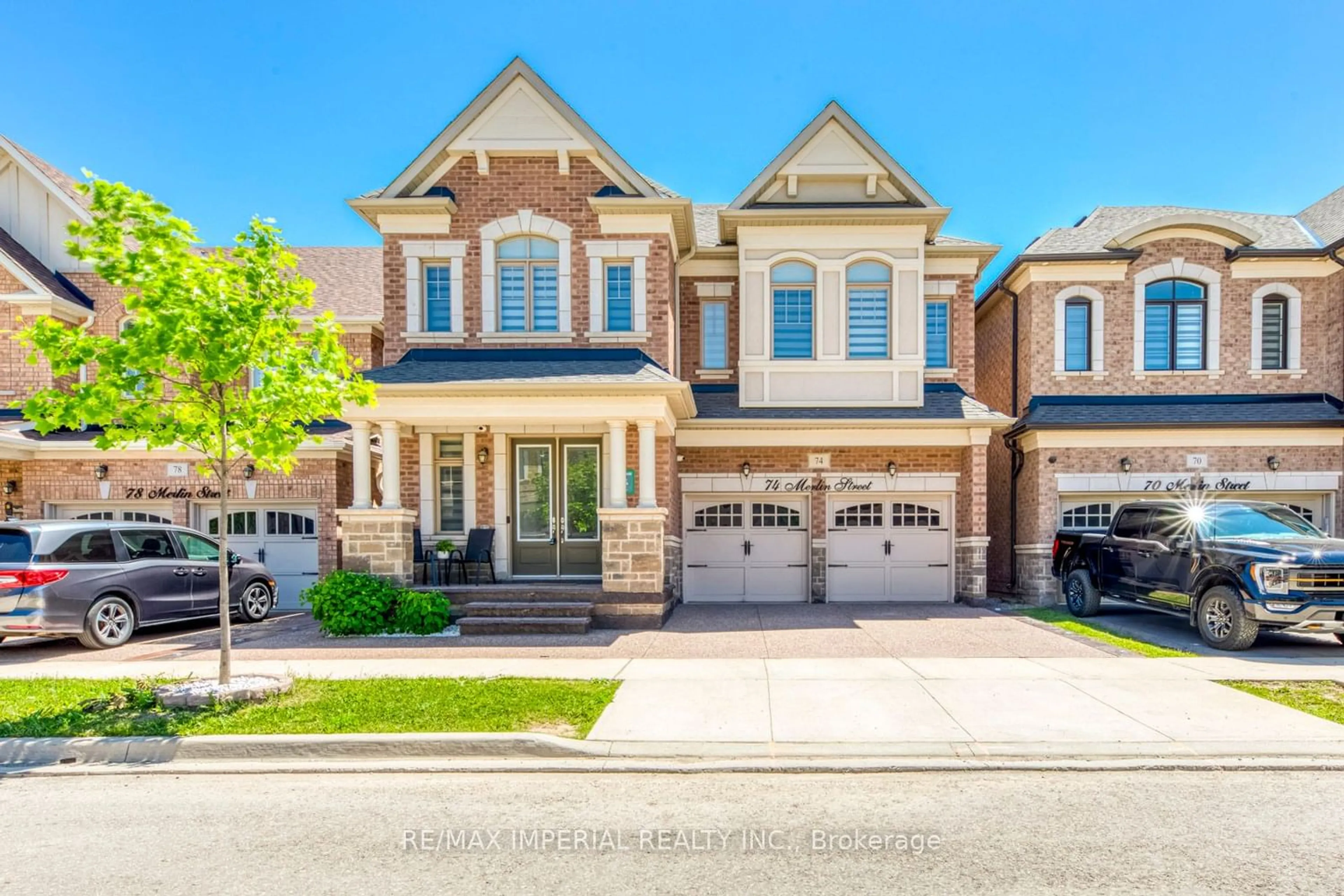 Home with brick exterior material for 74 Merlin St, Oakville Ontario L6H 0Z4