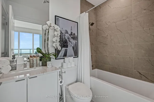 Additional property image - 1928 Lake Shore Blvd Unit PH06w