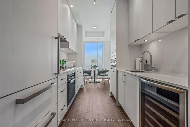 Additional property image - 1928 Lake Shore Blvd Unit PH06w