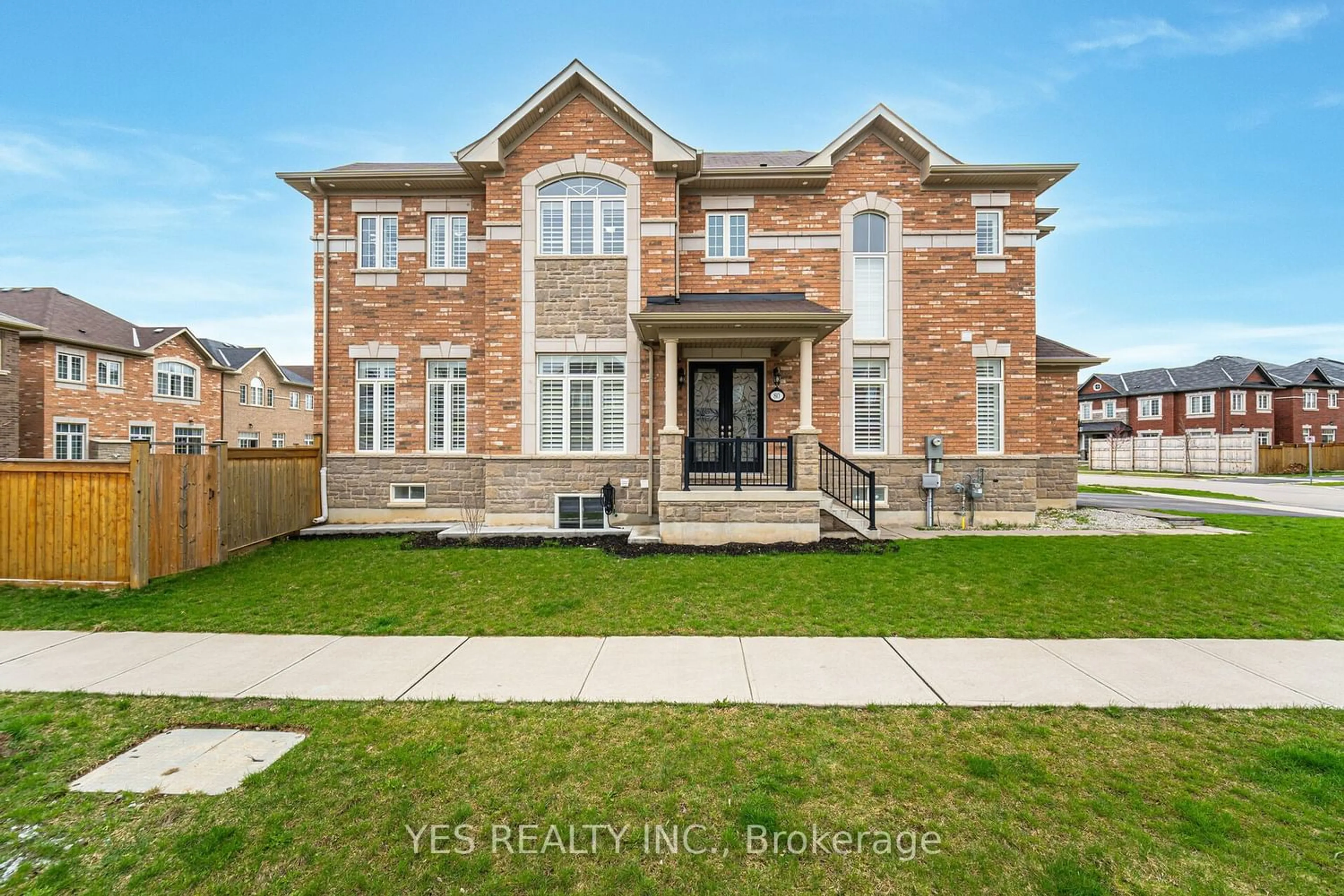 Home with brick exterior material for 80 Morningside Dr, Halton Hills Ontario L7G 0M1