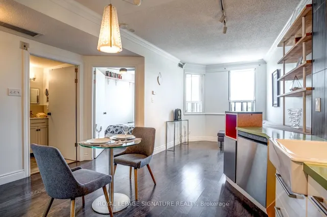 Additional property image - 2874 Keele St Unit 304